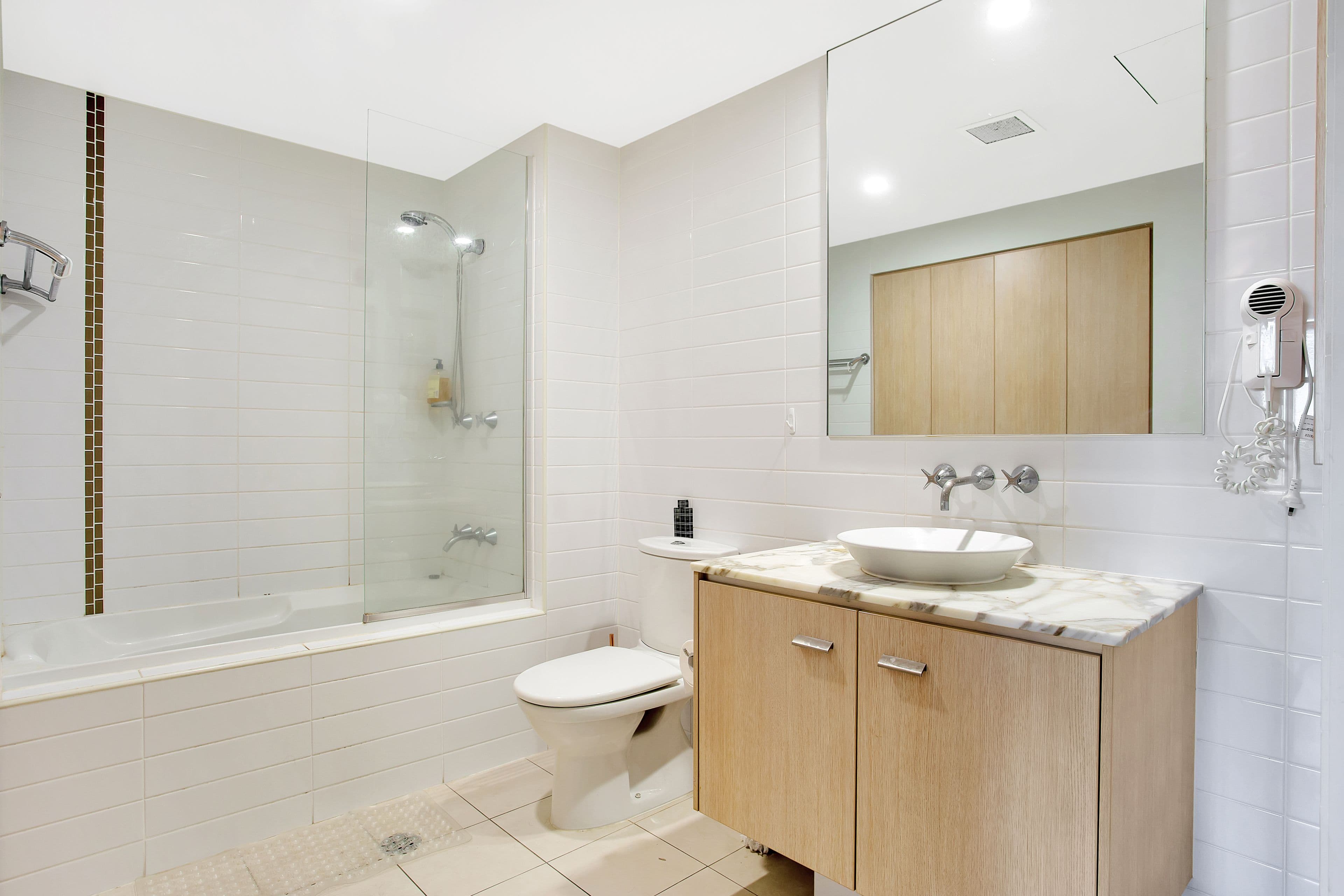 1-7 Moores Crescent, Varsity Lakes QLD 4227, Varsity Lakes - Thumbnail 5