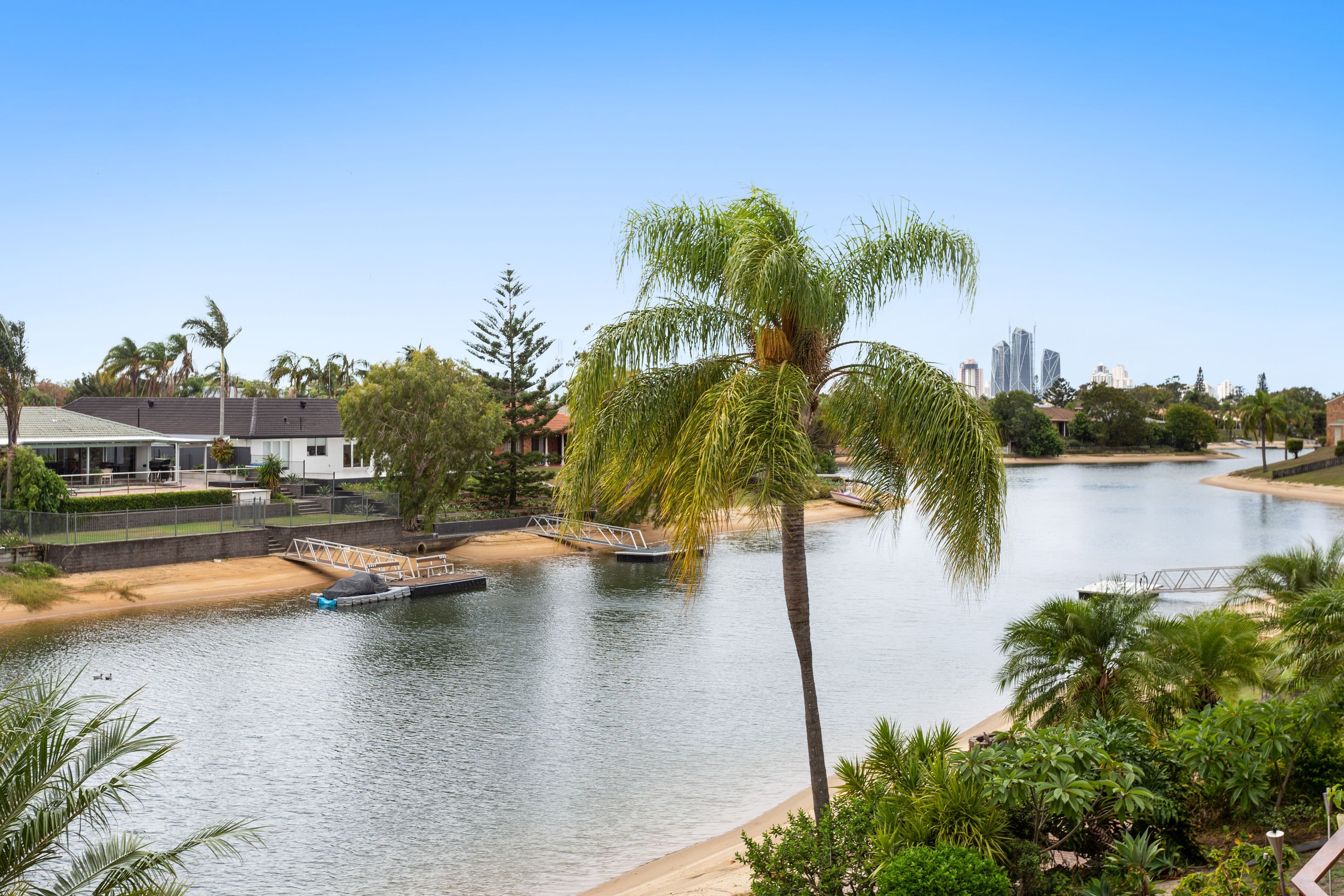 6 Dunlop Court, Mermaid Waters QLD 4218, Mermaid Waters - Thumbnail 2