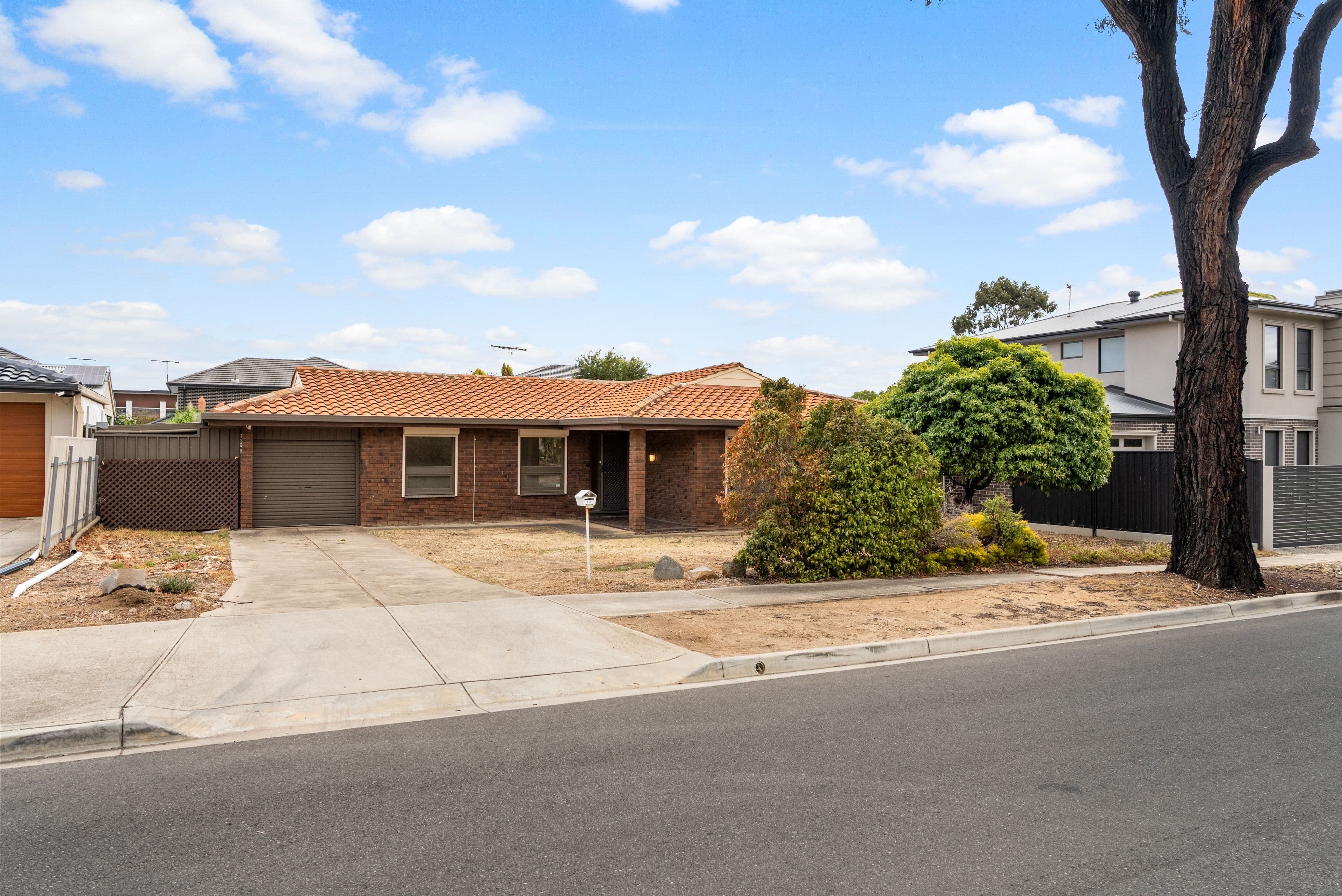 10 Chatswood Grove, Newton SA 5074, Newton - Image 1