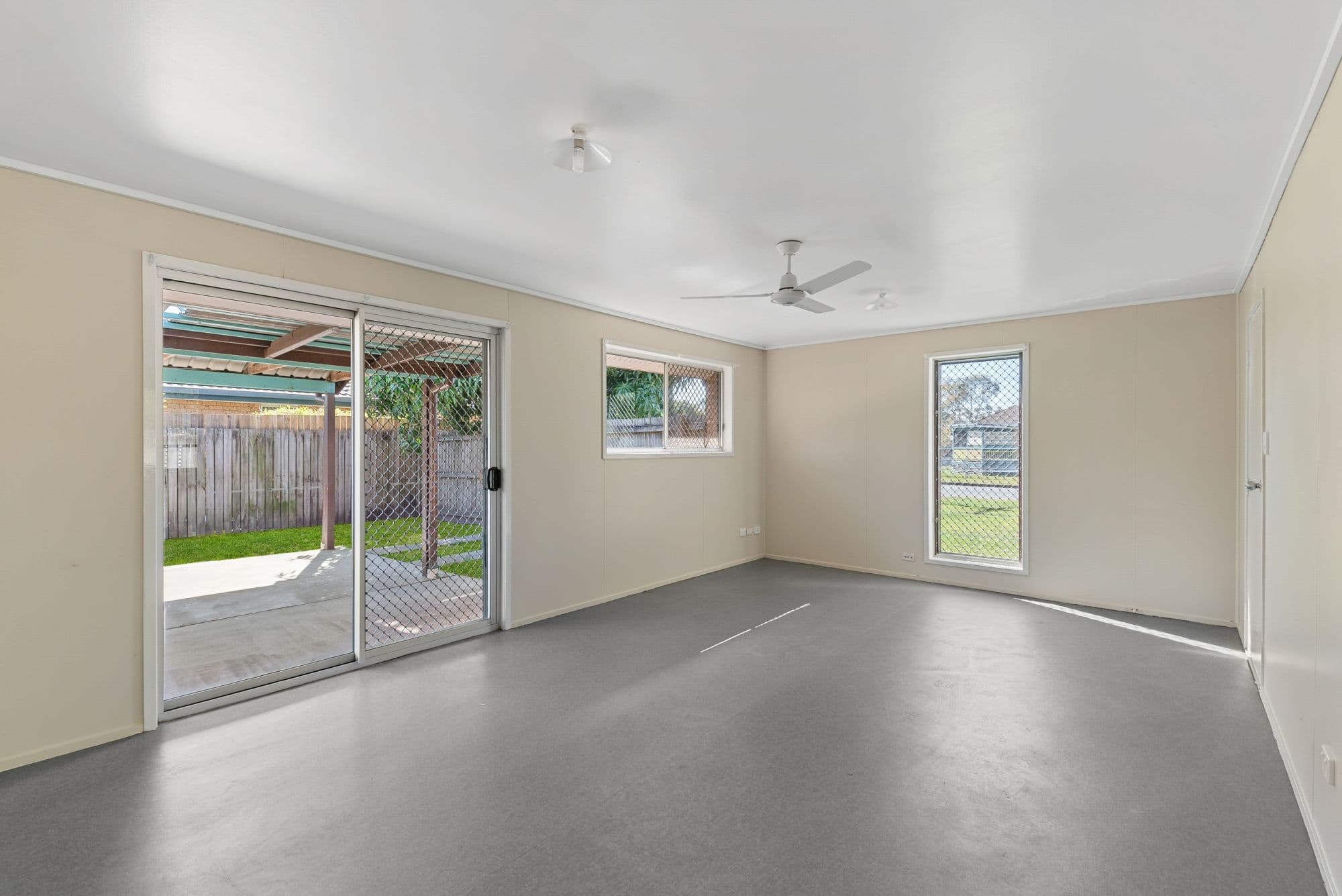 25 Ansell Avenue, Deception Bay QLD 4508, Deception Bay - Thumbnail 2