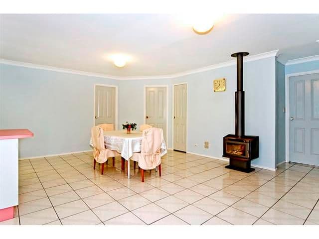 26  Nardie Street, EIGHT MILE PLAINS QLD 4113, Eight Mile Plains - Thumbnail 4