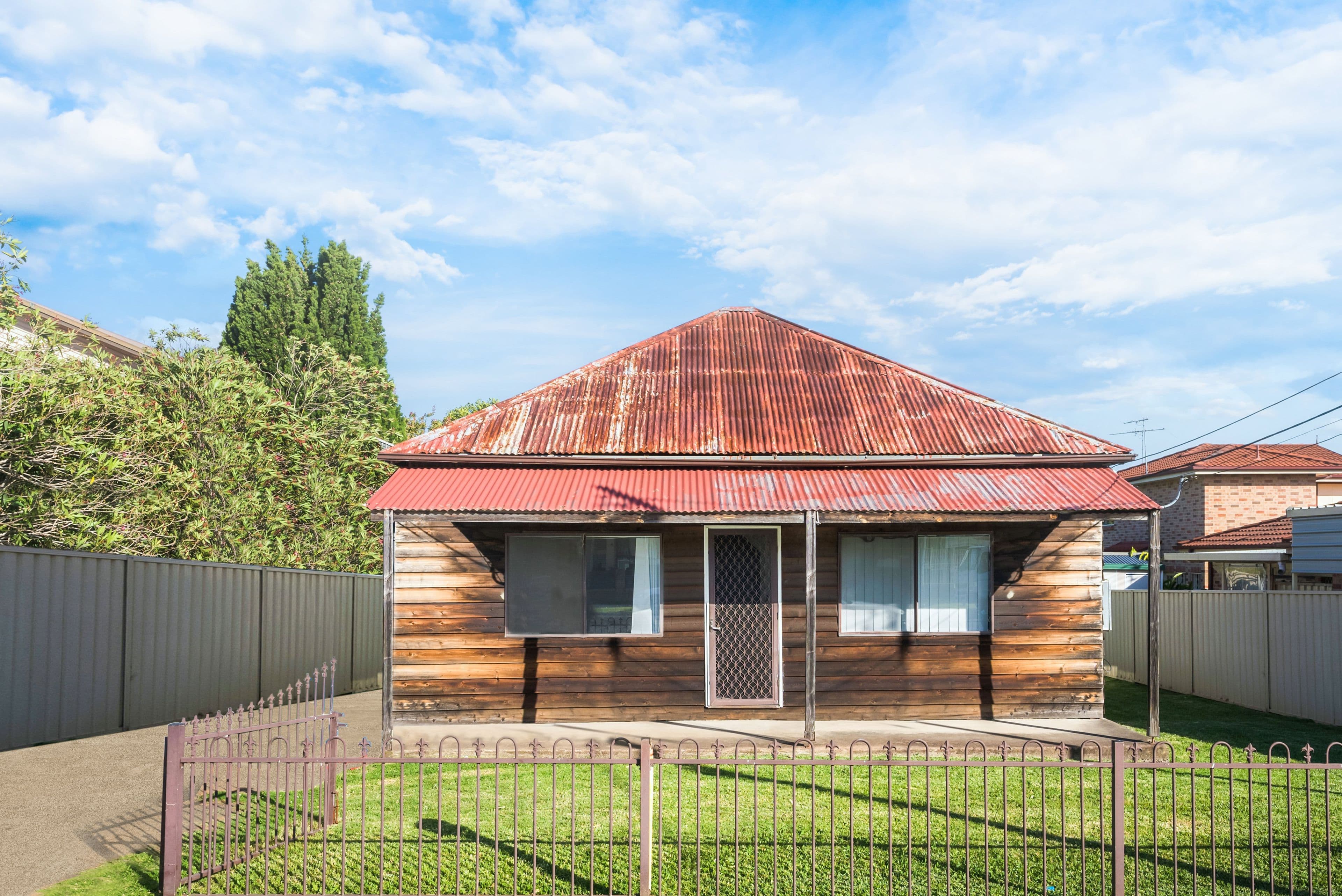 5 Hampton Street, Fairfield NSW 2165, Fairfield - Thumbnail 3