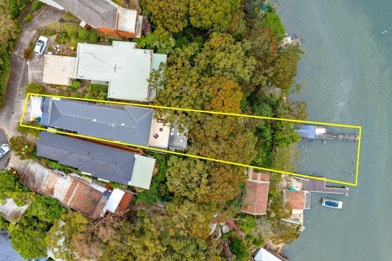 8 Dinjerra Crescent, Oatley NSW 2223, Oatley - Thumbnail 2