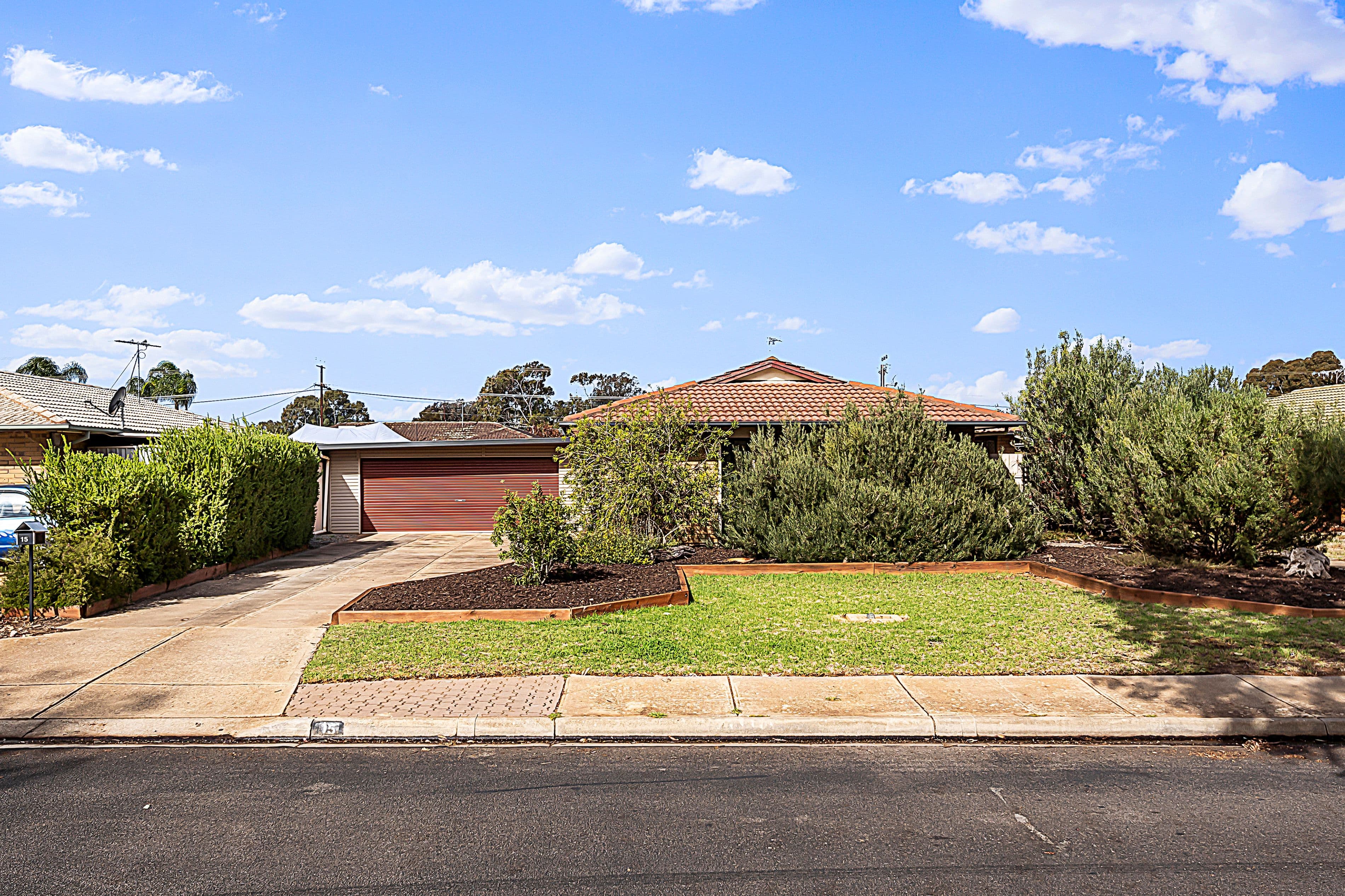 15 Salas Road, Parafield Gardens SA 5107, Parafield Gardens - Image 1