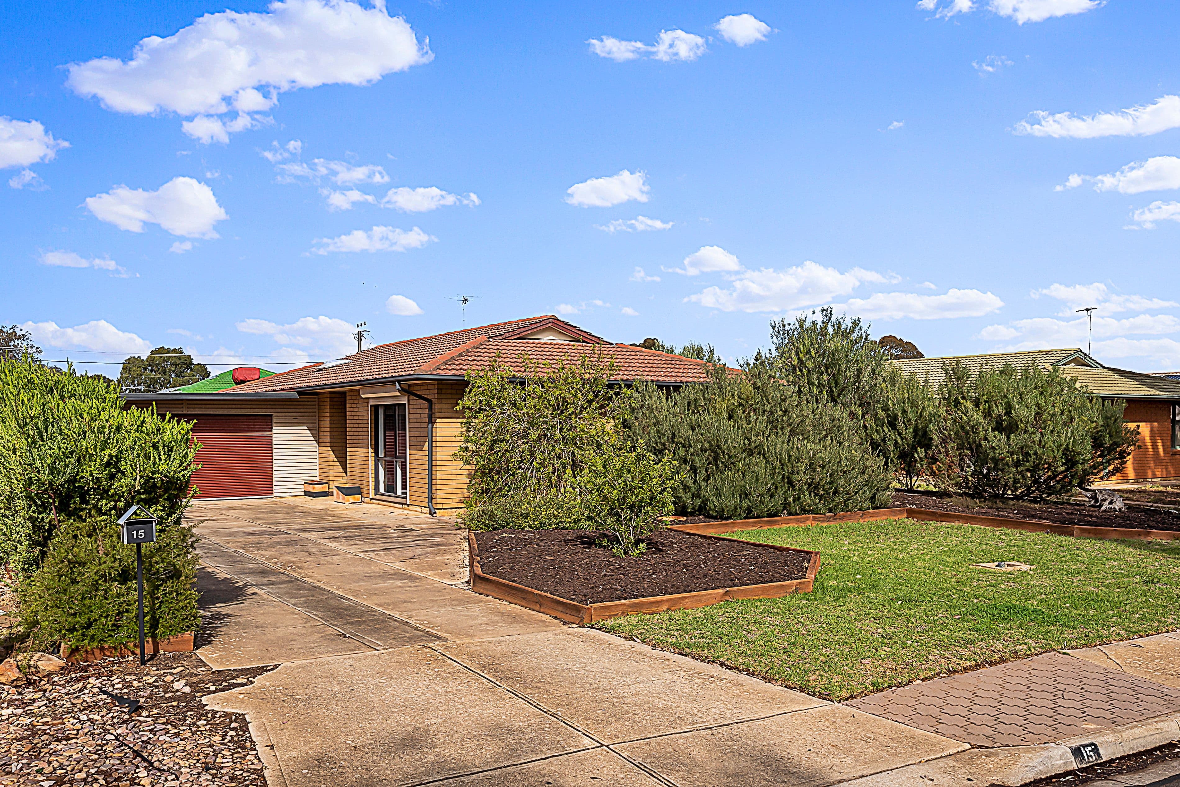15 Salas Road, Parafield Gardens SA 5107, Parafield Gardens - Thumbnail 2