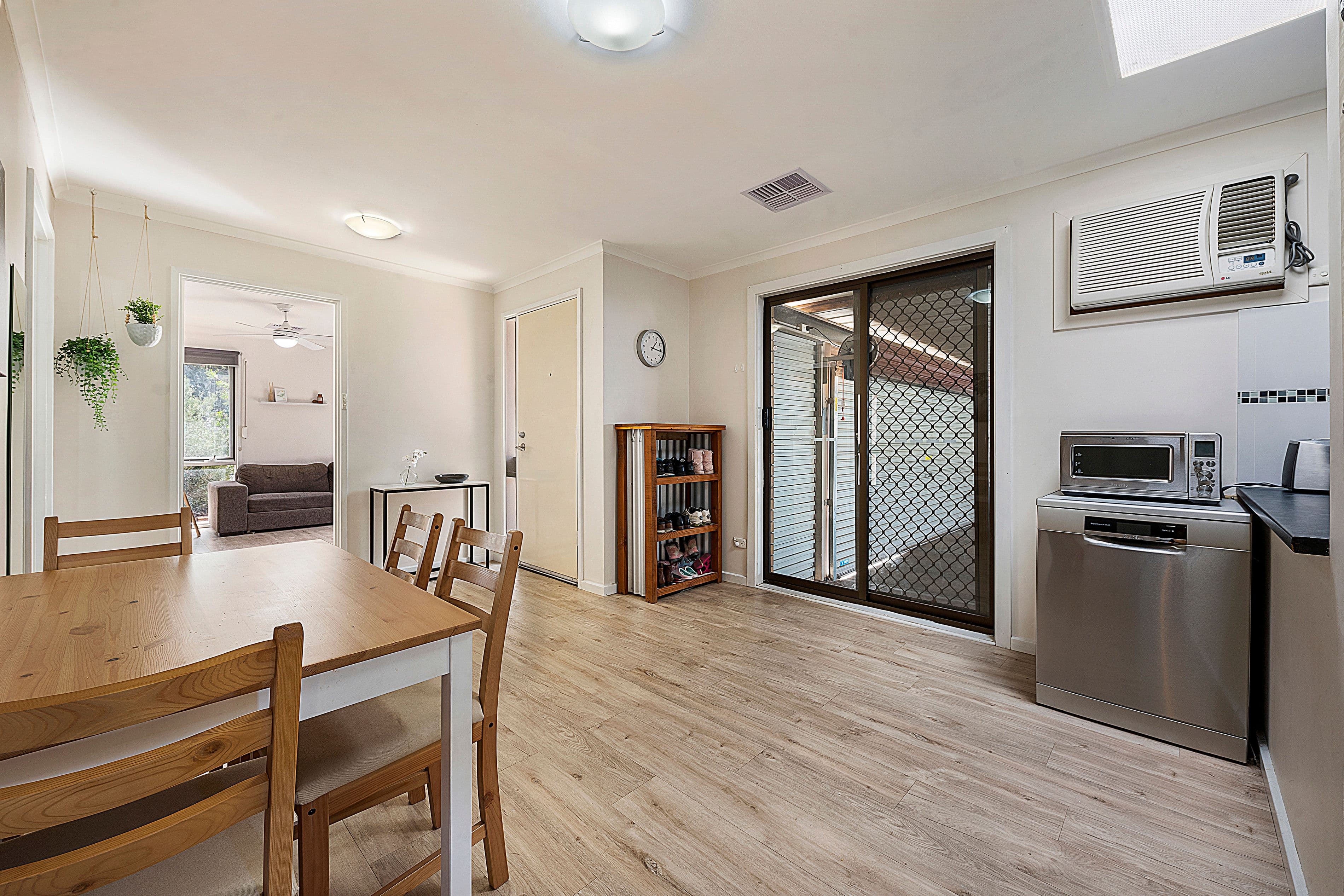 15 Salas Road, Parafield Gardens SA 5107, Parafield Gardens - Thumbnail 8