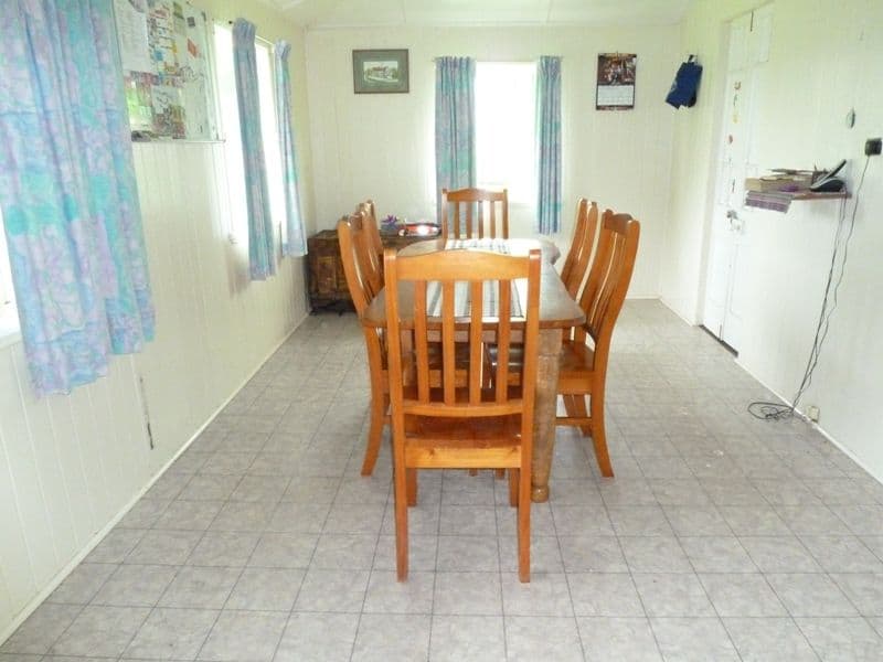 48 Venton Road, SARINA QLD 4737, Sarina - Thumbnail 6