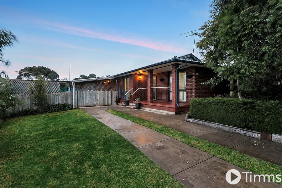 31 Amsterdam Road, Hackham West - Thumbnail 2