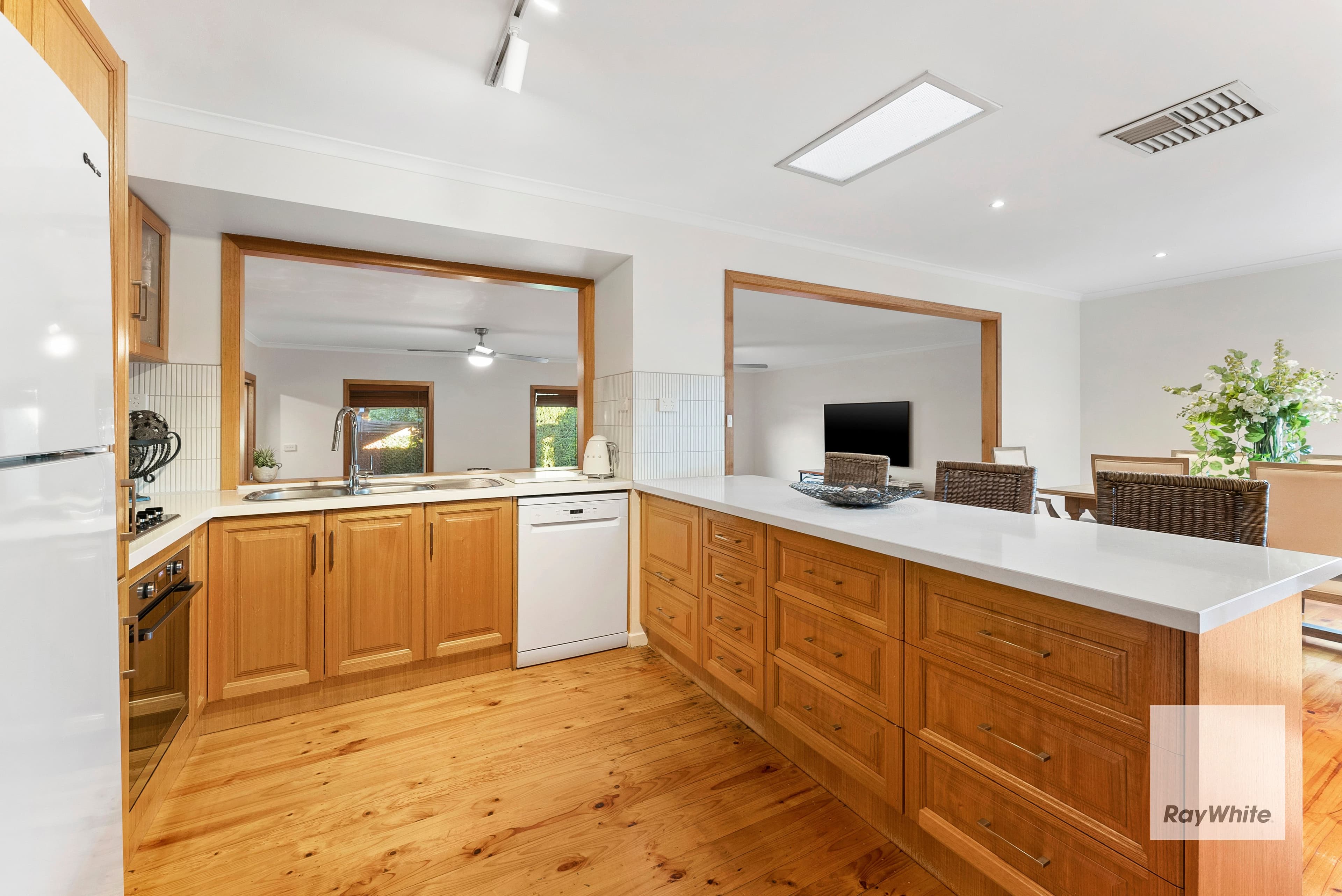 43 Carbeen Drive, Bundoora VIC 3083, Bundoora - Thumbnail 6