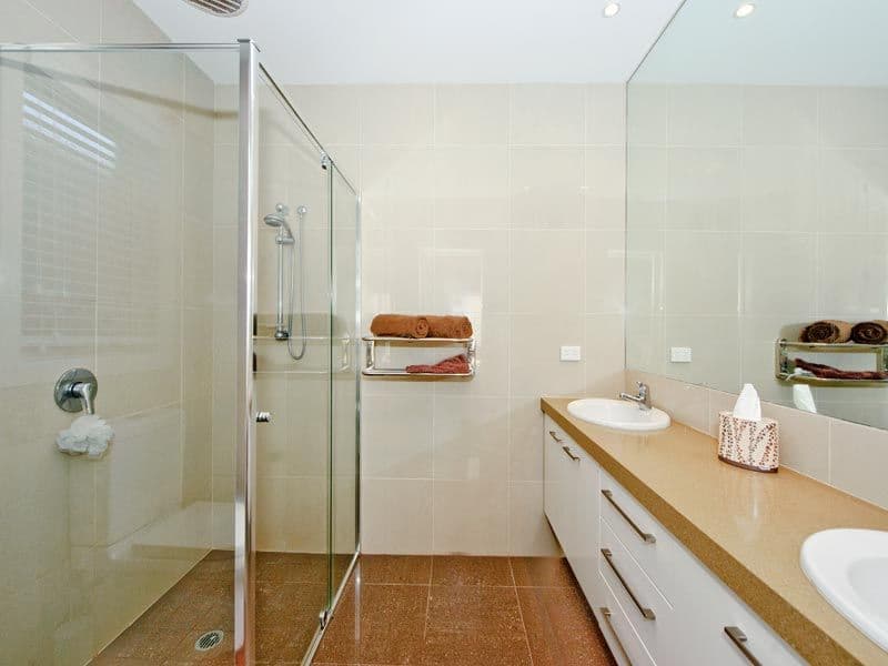 1 Gibson Street, BOX HILL SOUTH VIC 3128, Box Hill South - Thumbnail 5
