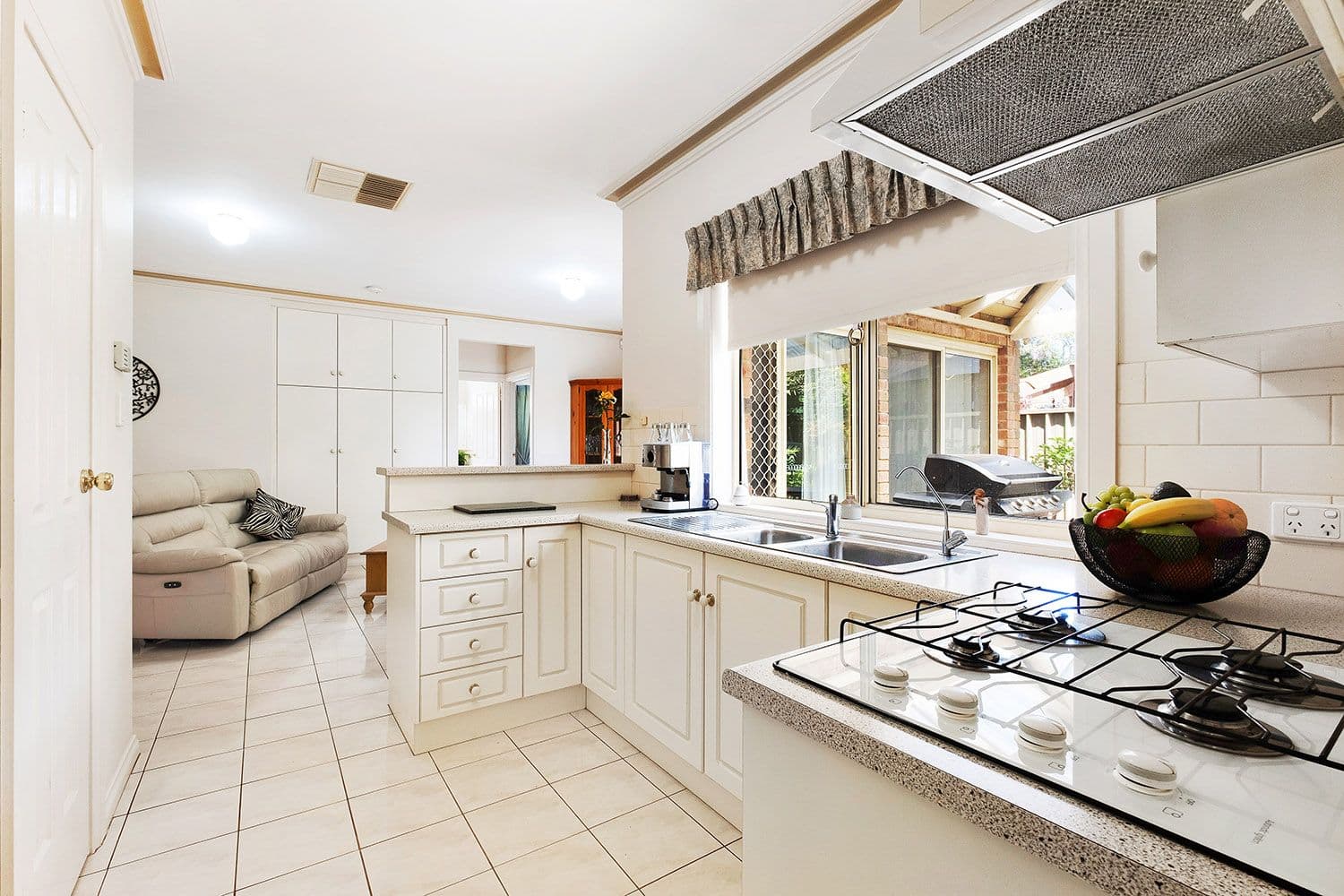 40 Melanto Terrace, Marion SA 5043, Marion - Thumbnail 2