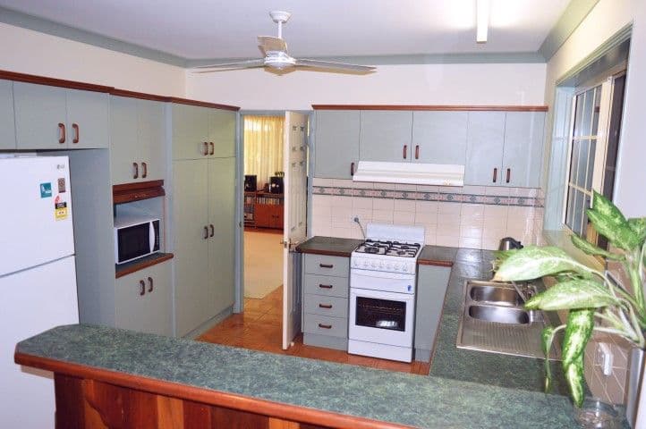 18 Mission Circle, Wongaling Beach QLD 4852, Wongaling Beach - Thumbnail 3