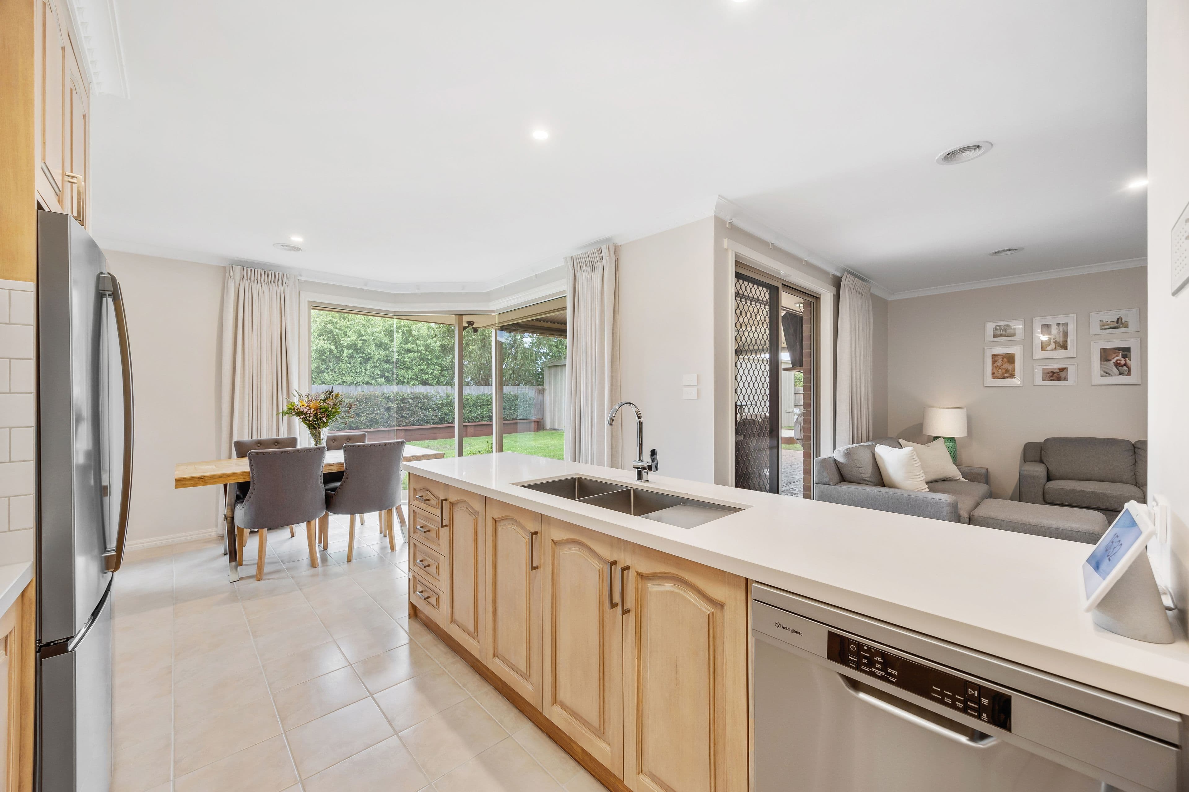 24 Robertson Drive, Alfredton VIC 3350, Alfredton - Thumbnail 7