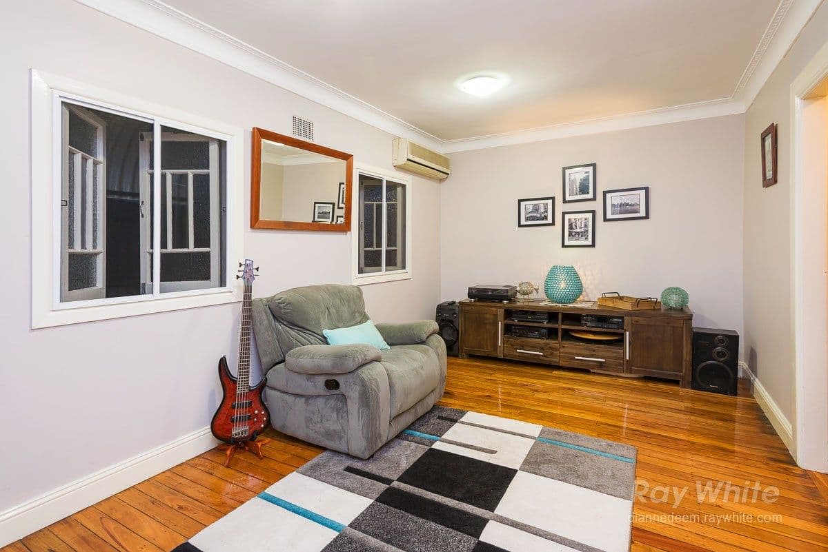 82 Invermore Street, Mount Gravatt East QLD 4122, Mount Gravatt East - Thumbnail 7