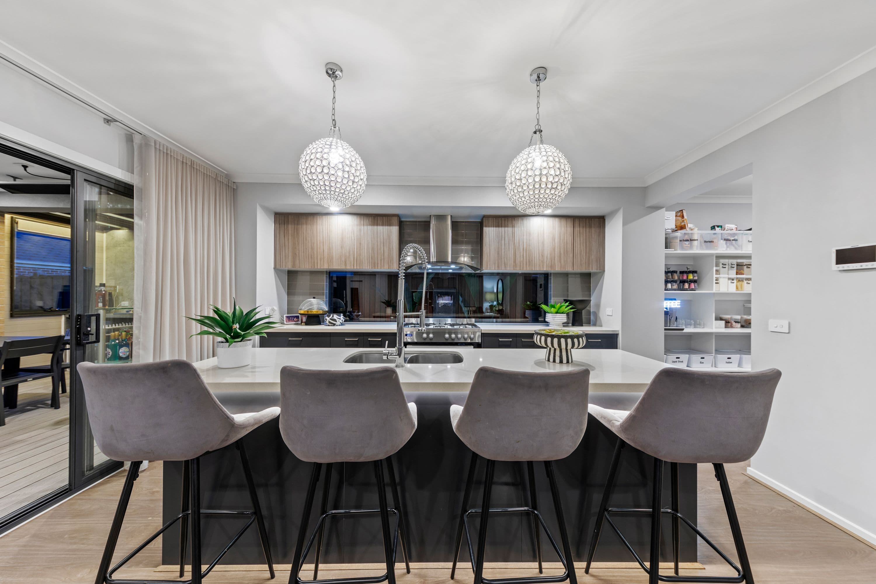 19 Dolomite Boulevard, Clyde North VIC 3978, Clyde North - Thumbnail 5