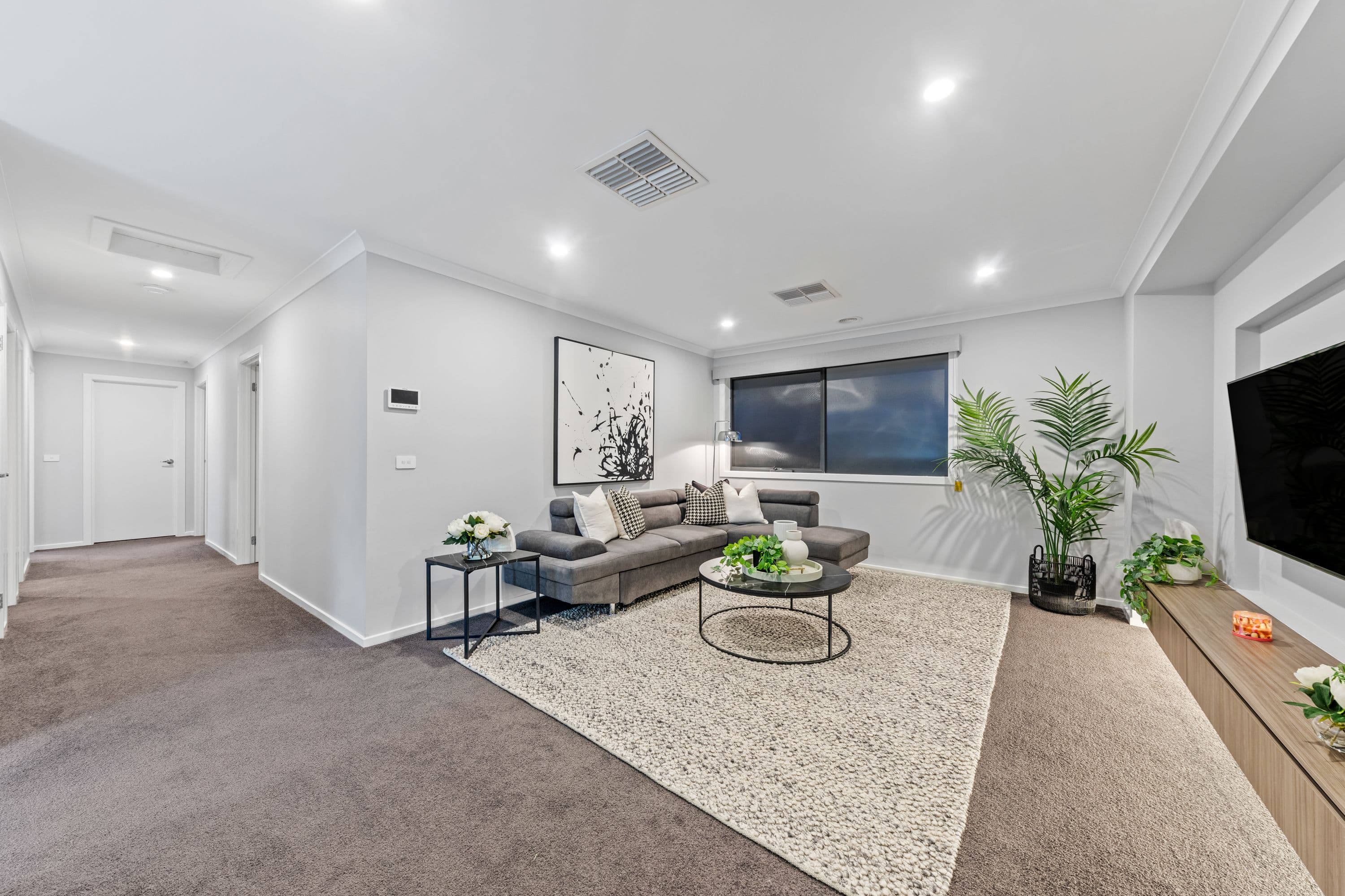 19 Dolomite Boulevard, Clyde North VIC 3978, Clyde North - Thumbnail 8