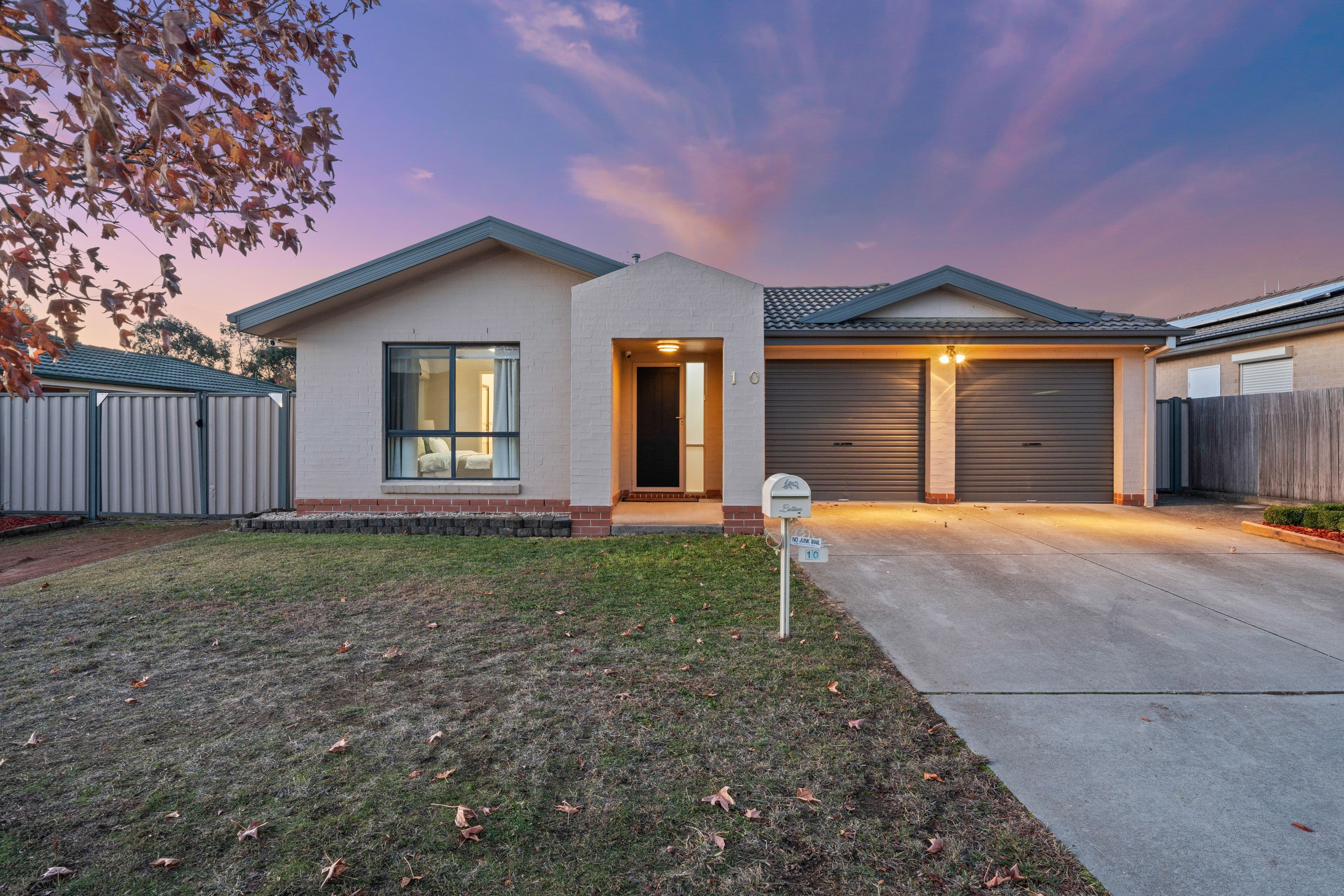 10 Fairlight Street, Dunlop ACT 2615, Dunlop - Image 1