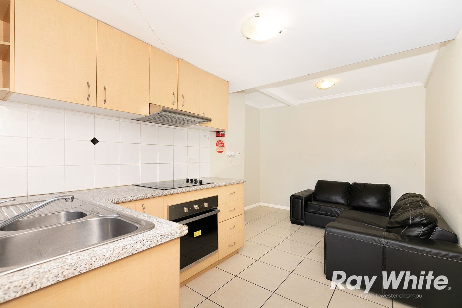 23 Waldheim Street, Annerley QLD 4103, Annerley - Thumbnail 2