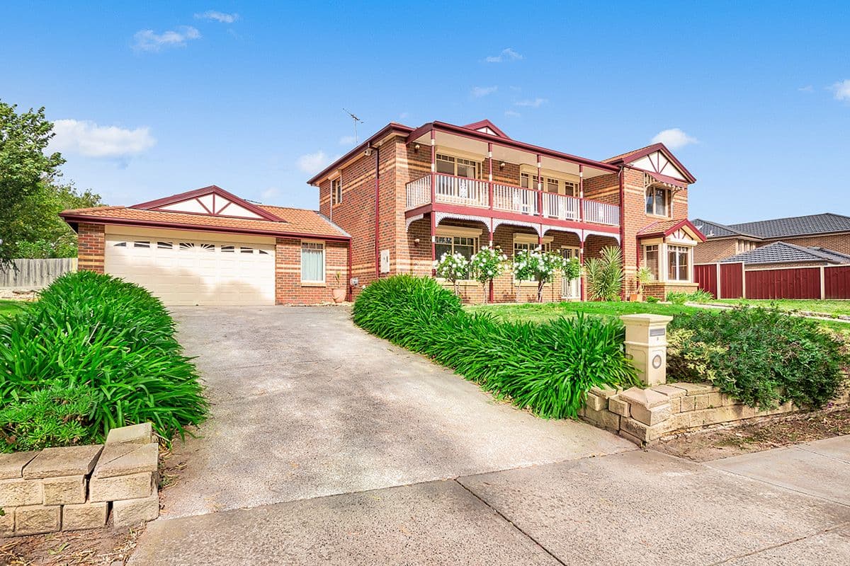 5 Sugarloaf Avenue, Lynbrook VIC 3975, Lynbrook - Image 1