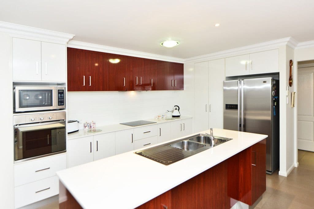 12 Beardsworth Court, Middle Ridge QLD 4350, Middle Ridge - Thumbnail 3