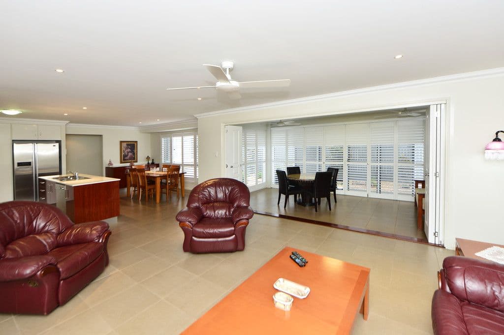 12 Beardsworth Court, Middle Ridge QLD 4350, Middle Ridge - Thumbnail 5