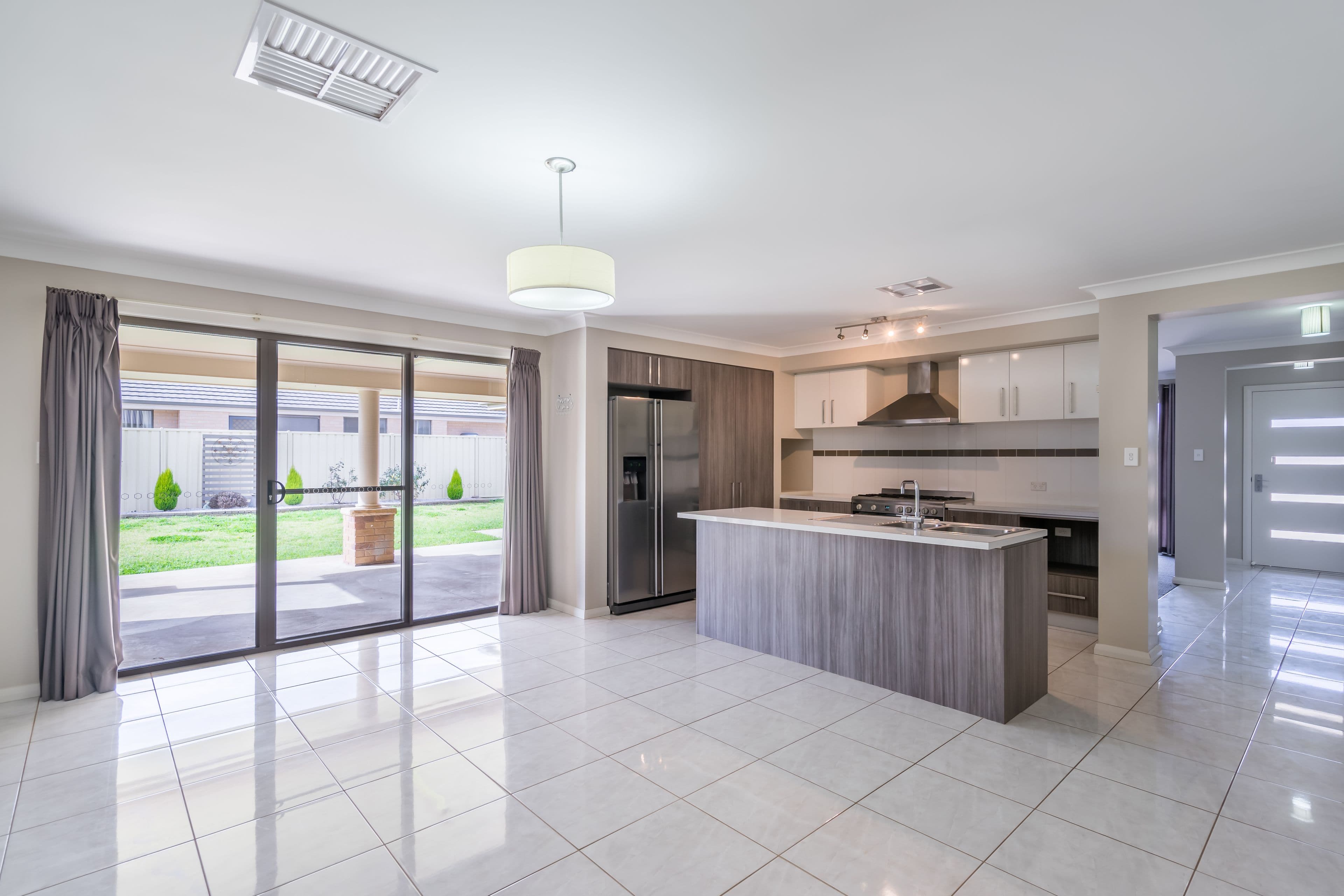 17 Sunvale Avenue, Dubbo - Thumbnail 2