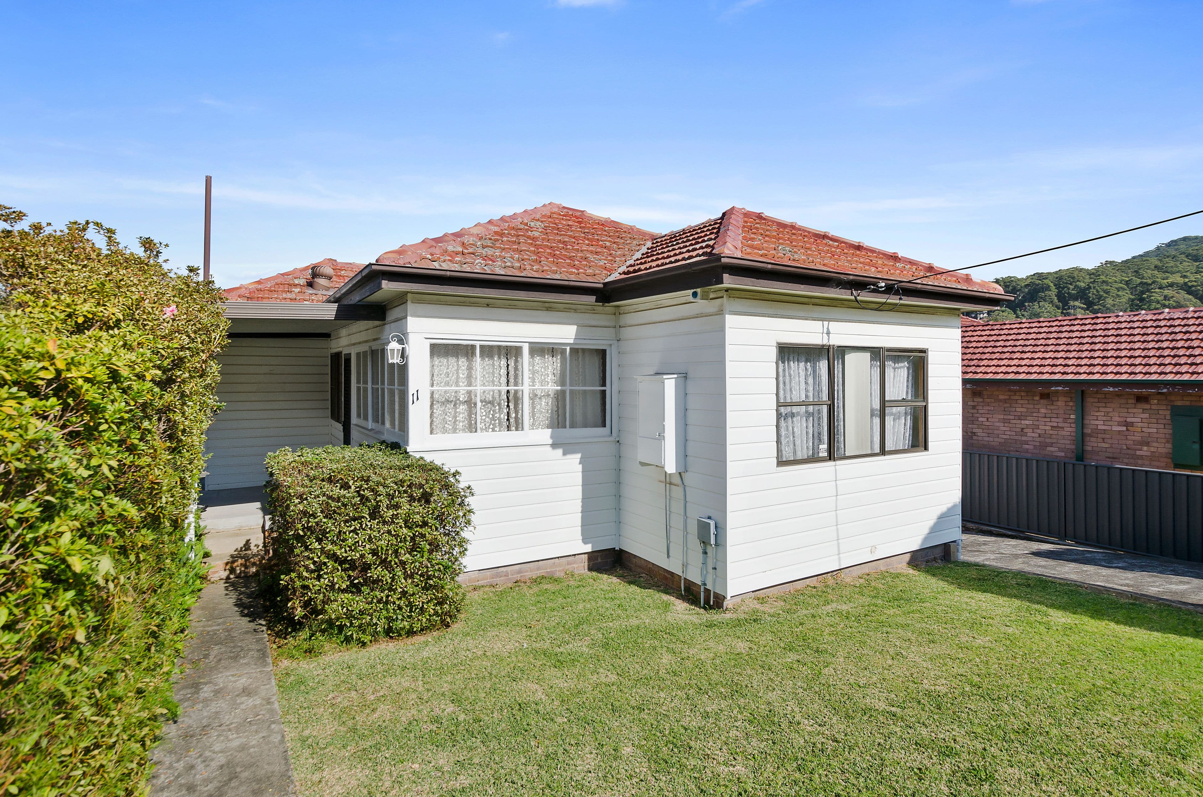 11 Coxs Avenue, Corrimal - Image 1