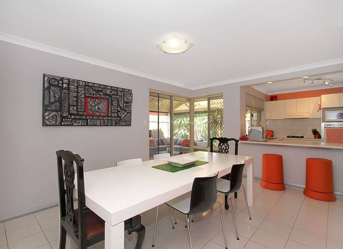2 Rennington Street, DIANELLA WA 6059, Dianella - Thumbnail 4