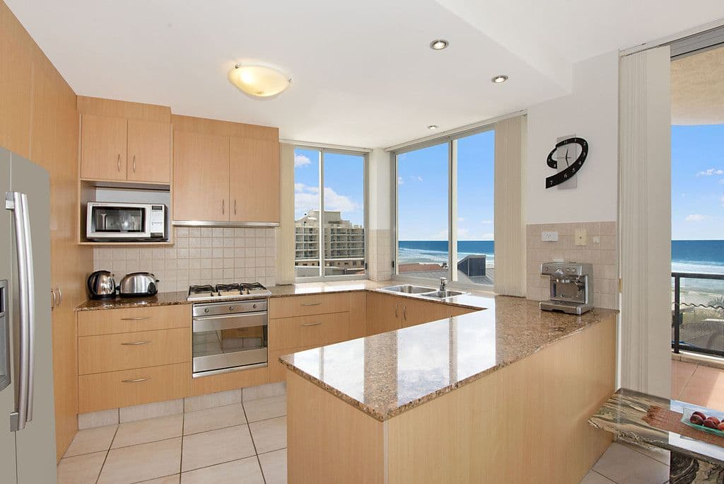 3 Twenty Seventh Avenue, Palm Beach QLD 4221, Palm Beach - Thumbnail 7