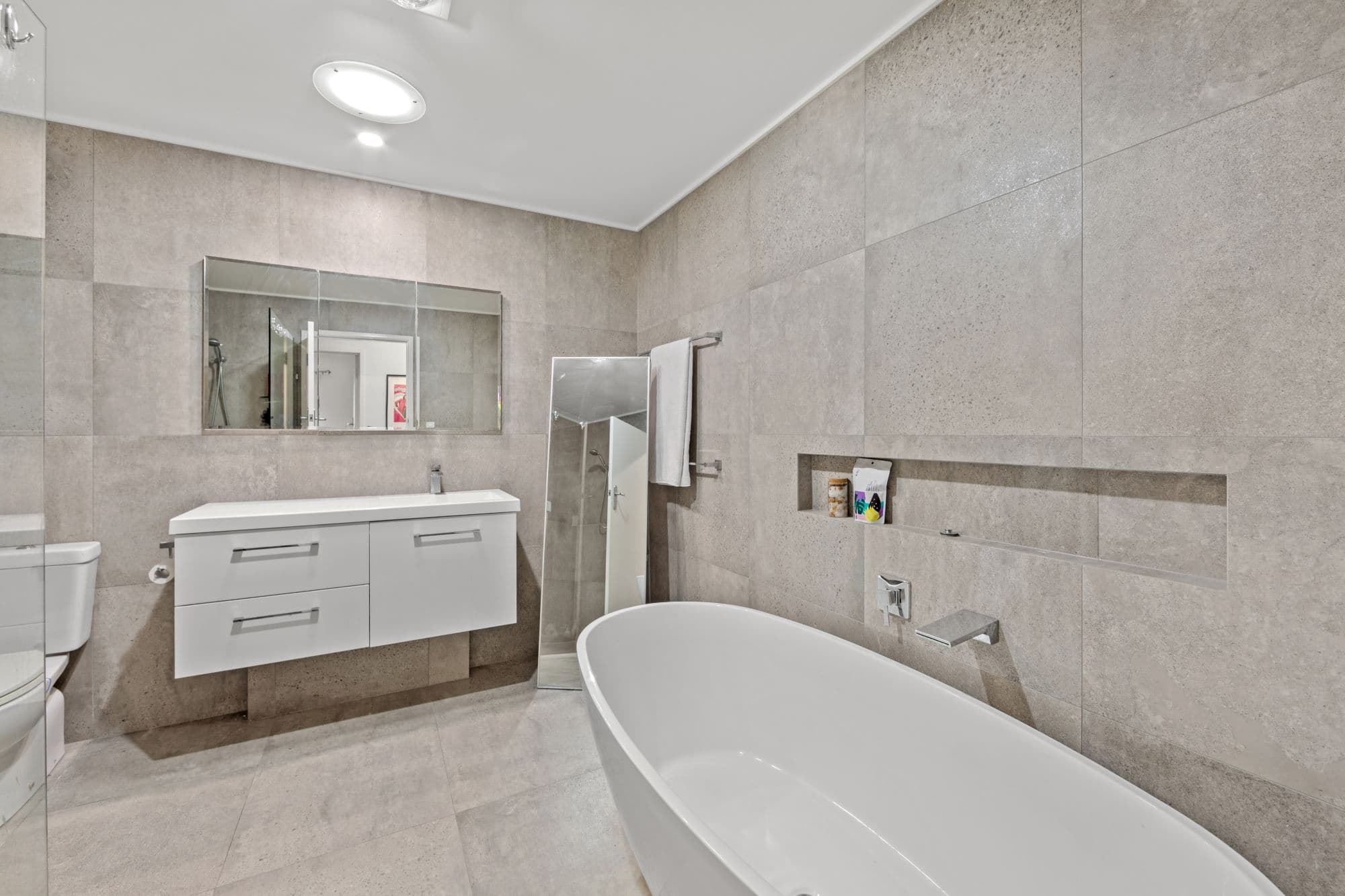 1 Wallace Street, Southport QLD 4215, Southport - Thumbnail 5