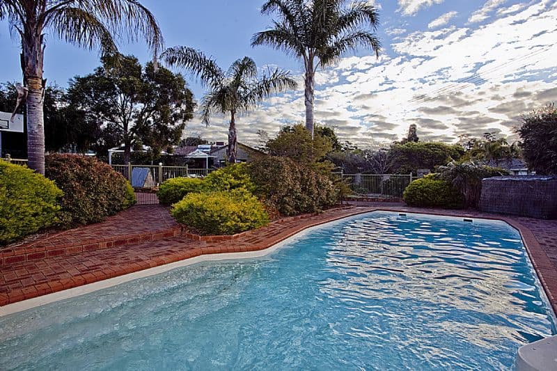 260 Grove Road, LESMURDIE WA 6076, Lesmurdie - Thumbnail 2