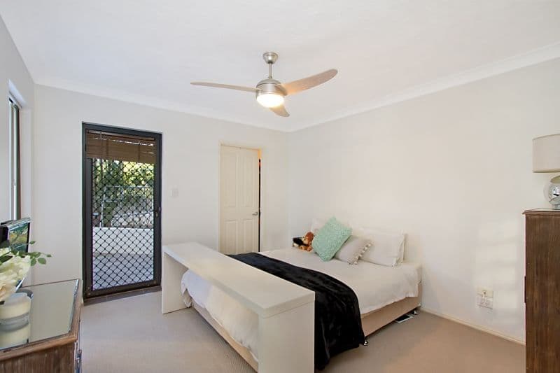 6 Fifth Avenue, BURLEIGH HEADS QLD 4220, Burleigh Heads - Thumbnail 7