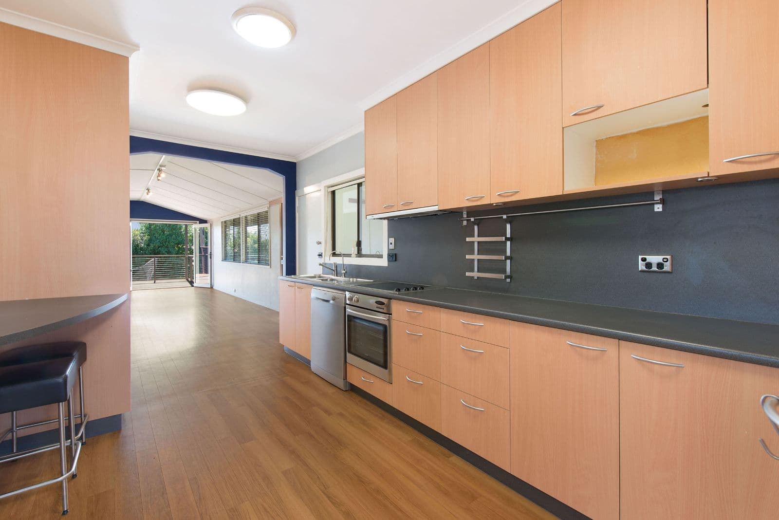 58 Hertford Street, Upper Mount Gravatt QLD 4122, Upper Mount Gravatt - Thumbnail 3