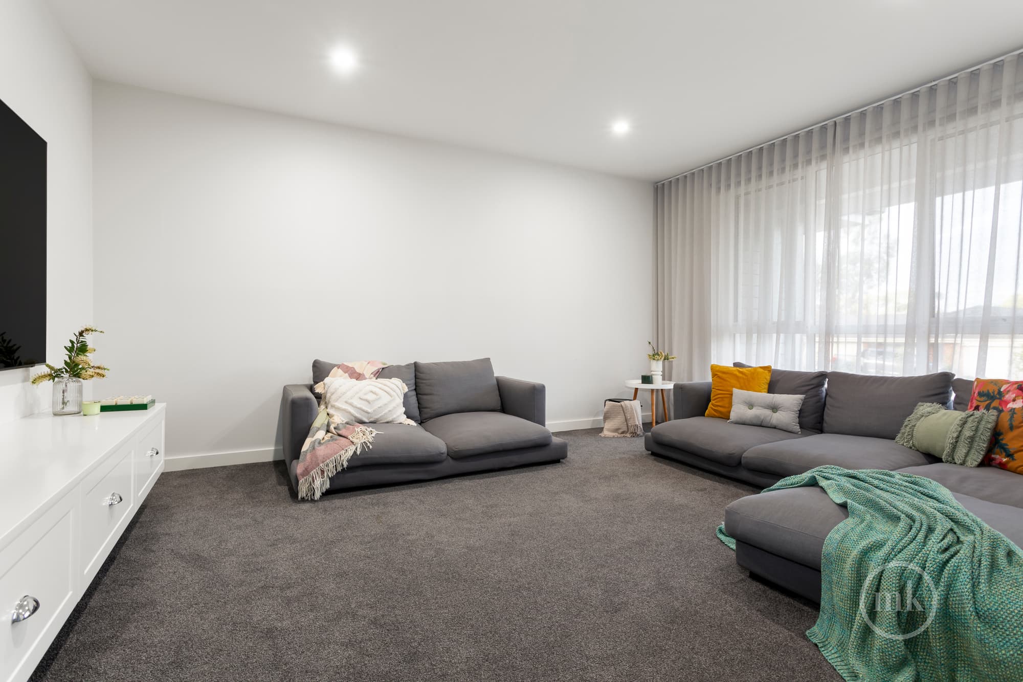 19 Fuschia Grove, South Morang, South Morang - Thumbnail 3