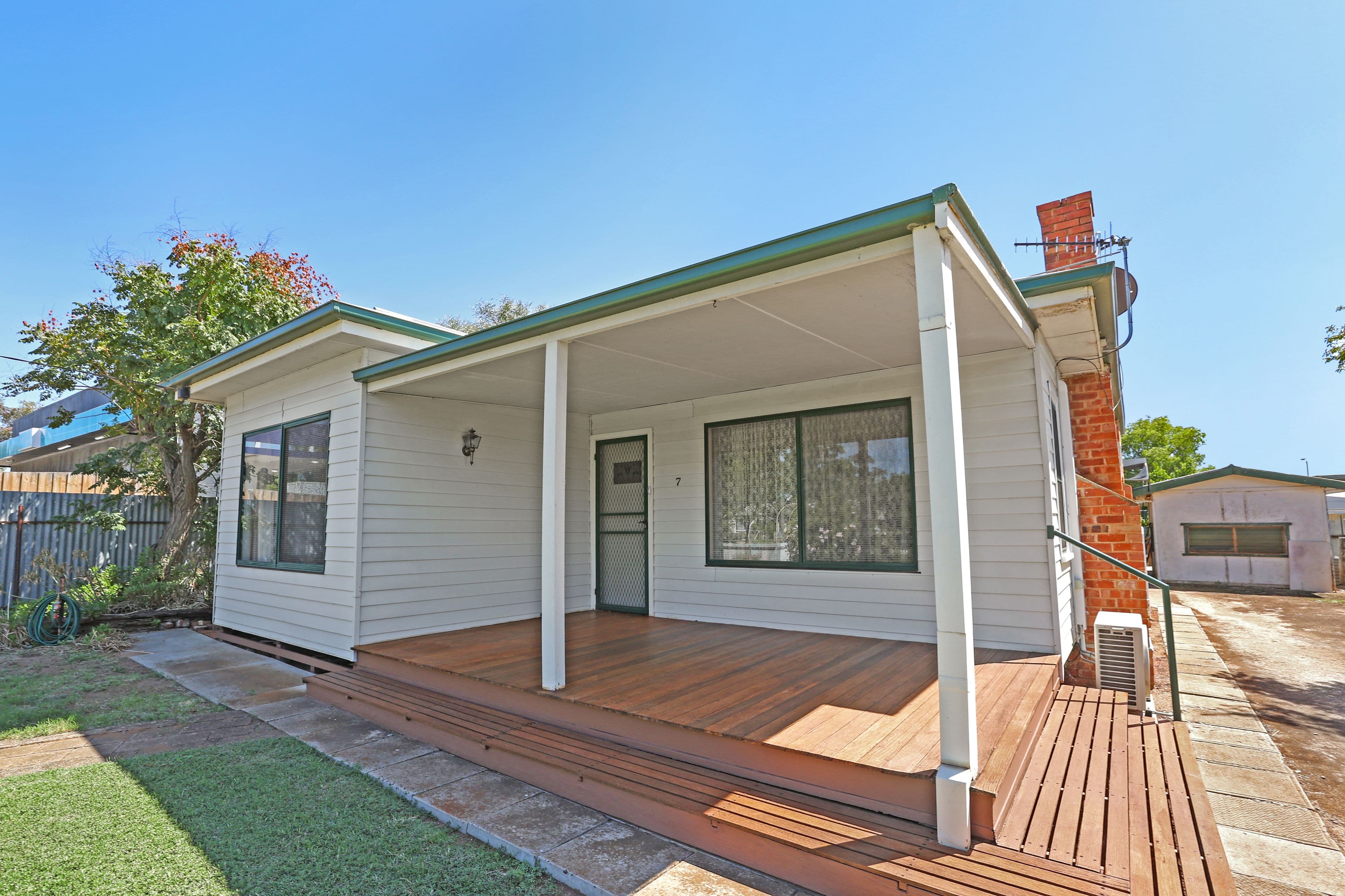 7 Gregory Street, Ouyen VIC 3490, Ouyen - Image 1