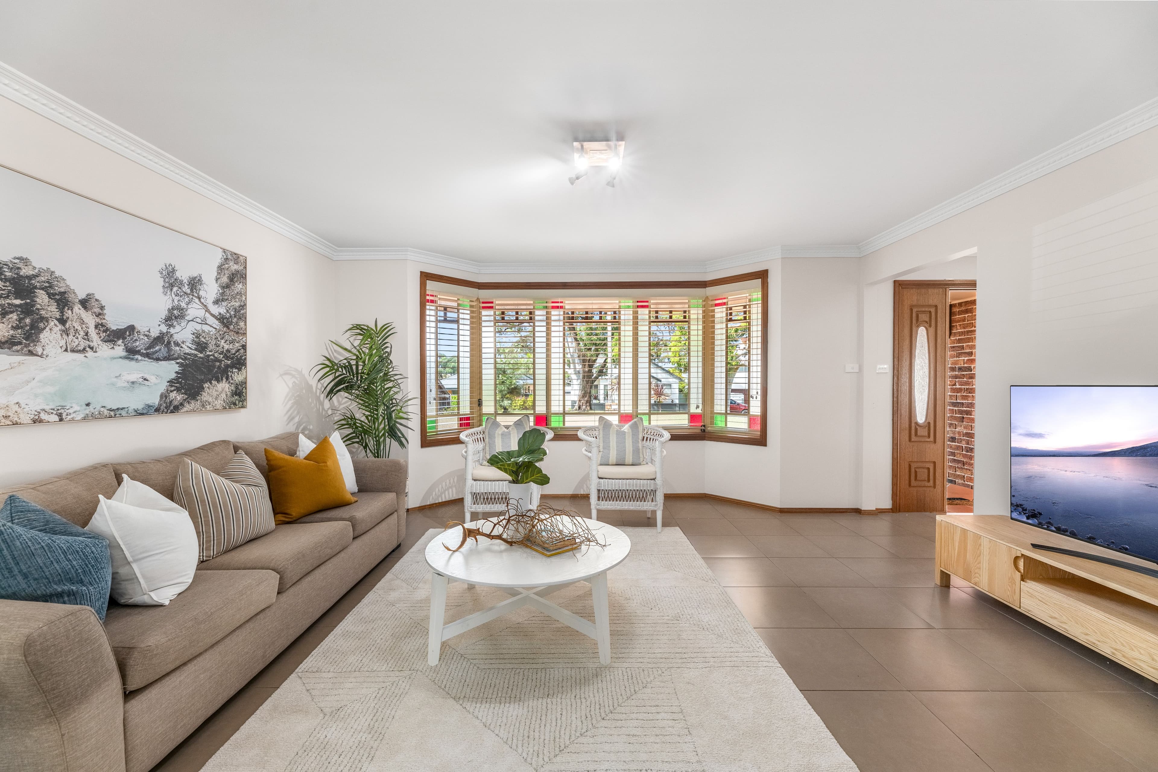 17 Castelnau Street, Caringbah South NSW 2229, Caringbah South - Thumbnail 2