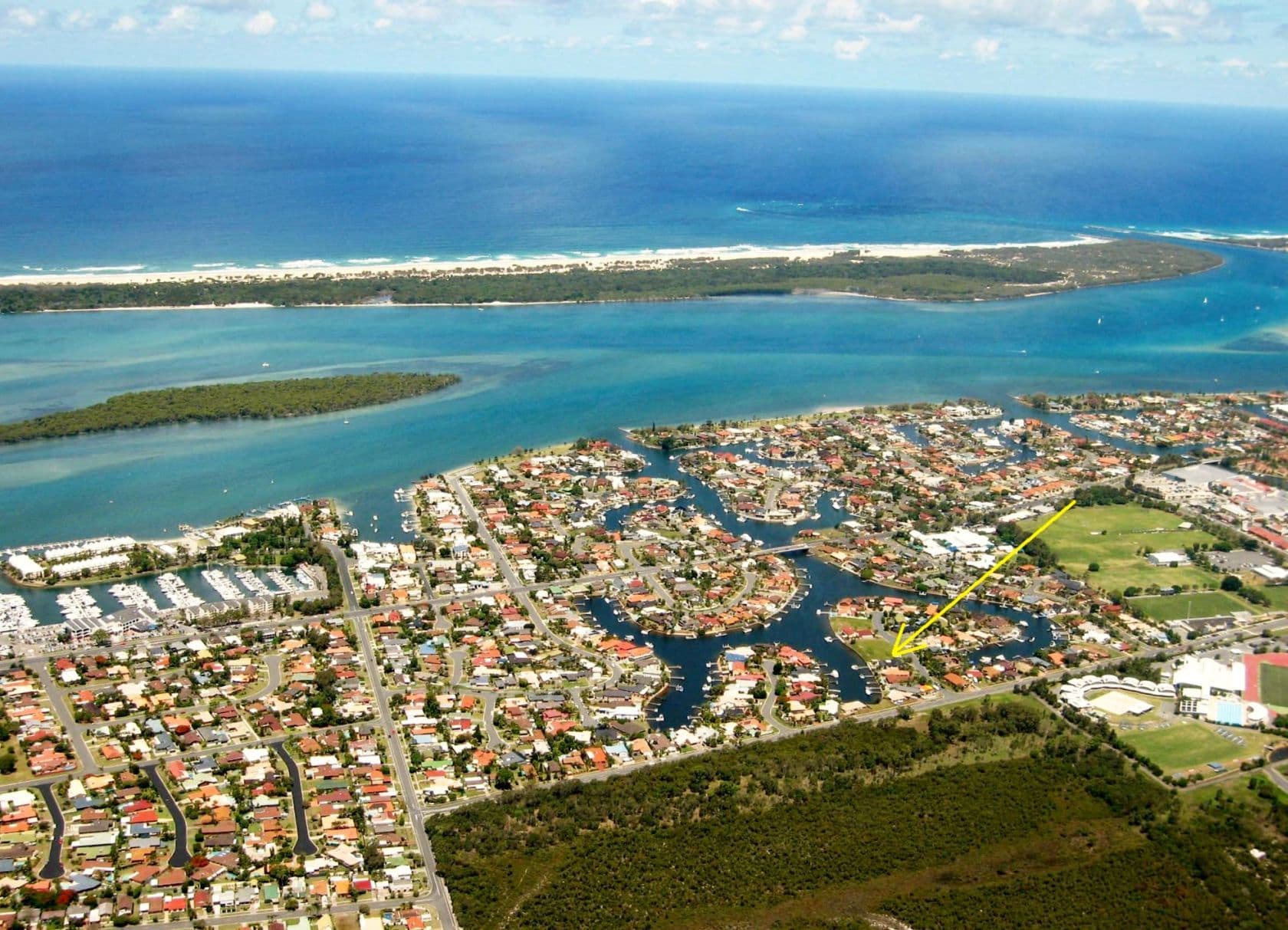 10 Erave Avenue, RUNAWAY BAY QLD 4216, Runaway Bay - Image 1