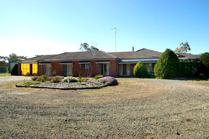 121 Burnside Road, BANNOCKBURN VIC 3331, Bannockburn - Thumbnail 2