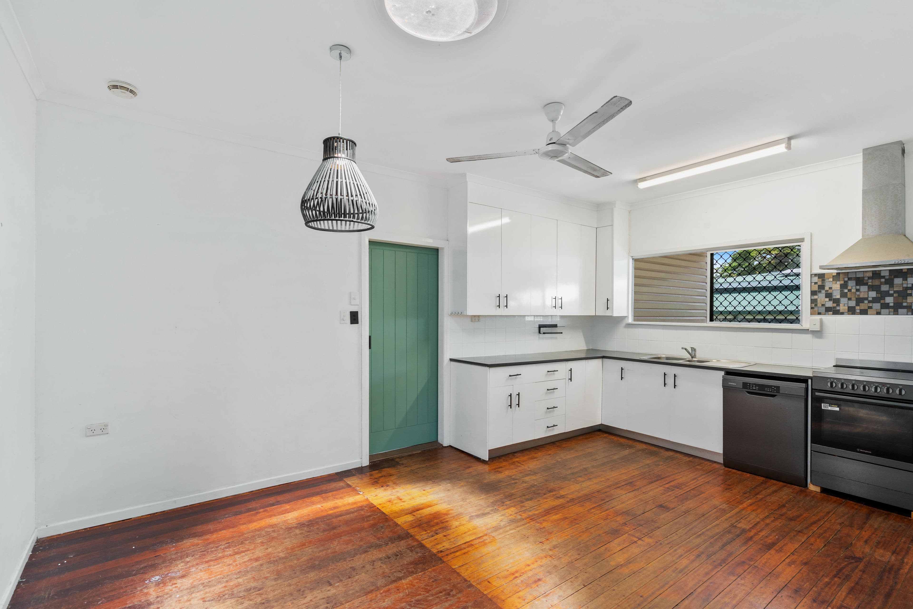 22 Palmerston Street, Aeroglen QLD 4870, Aeroglen - Thumbnail 3