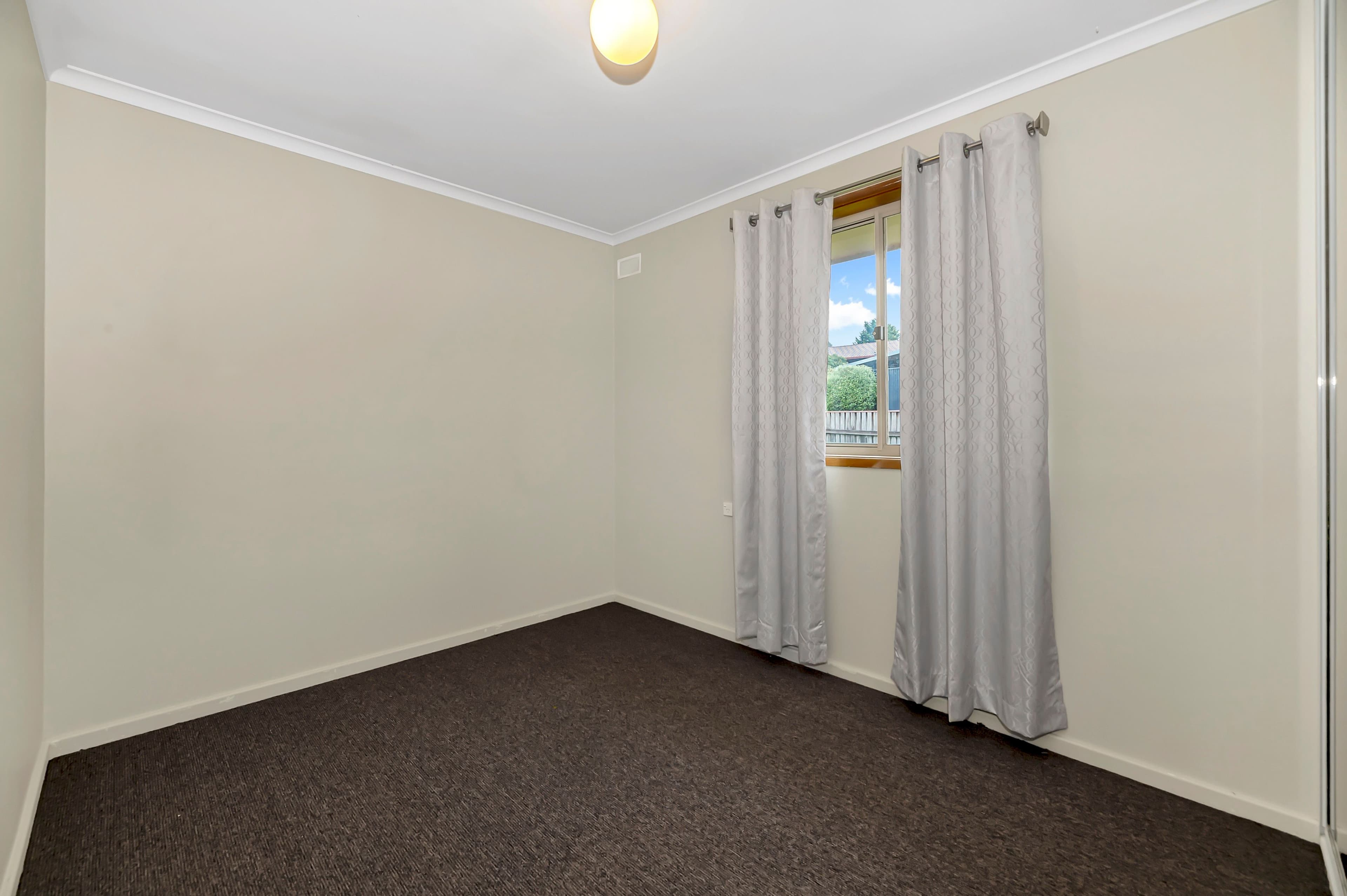 12 Banksia Crescent, Queanbeyan NSW 2620, Queanbeyan - Thumbnail 6