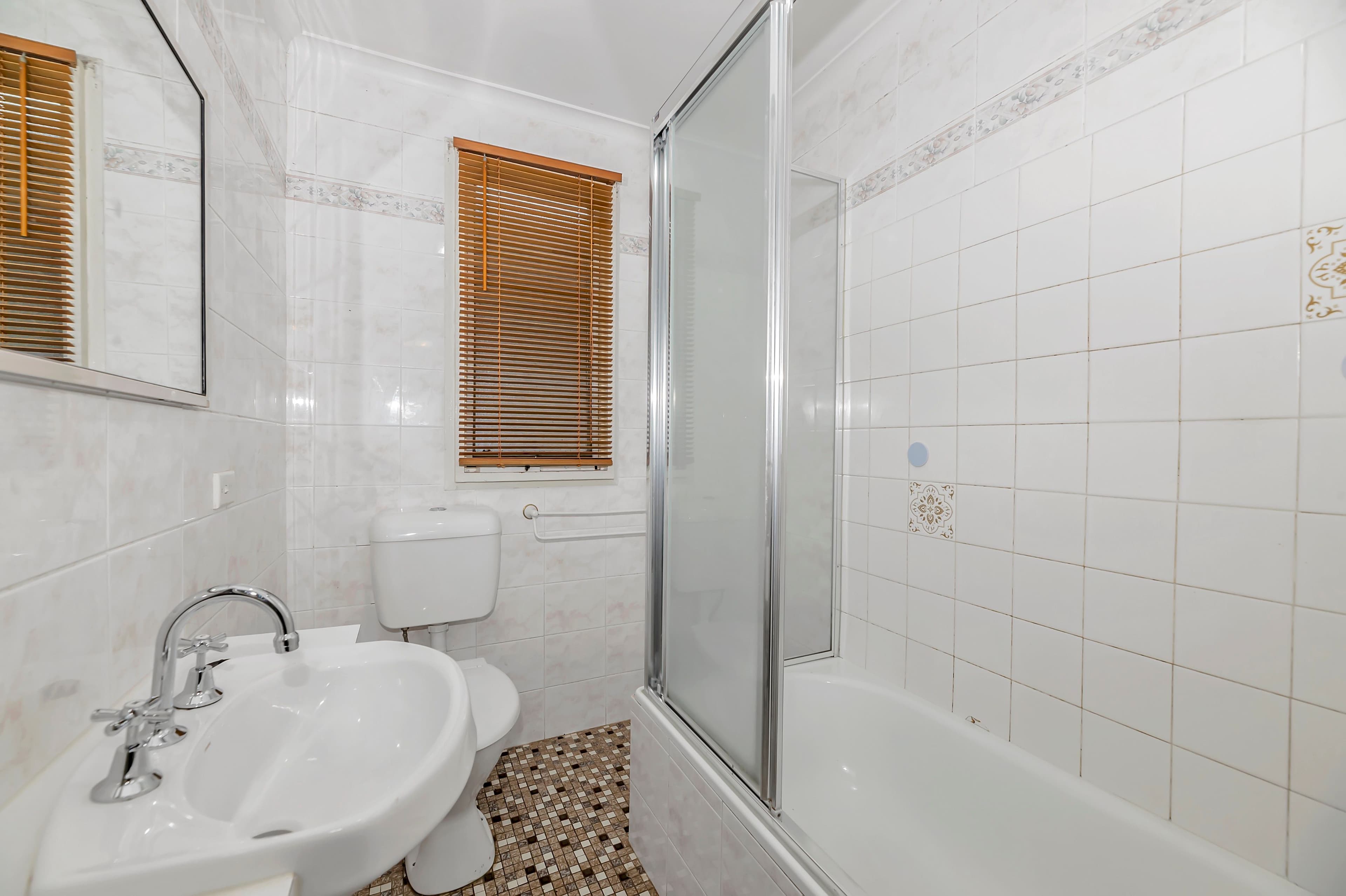 12 Banksia Crescent, Queanbeyan NSW 2620, Queanbeyan - Thumbnail 7