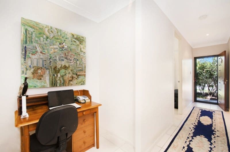 16 Sanderling Circuit, KELSO QLD 4815, Kelso - Thumbnail 2