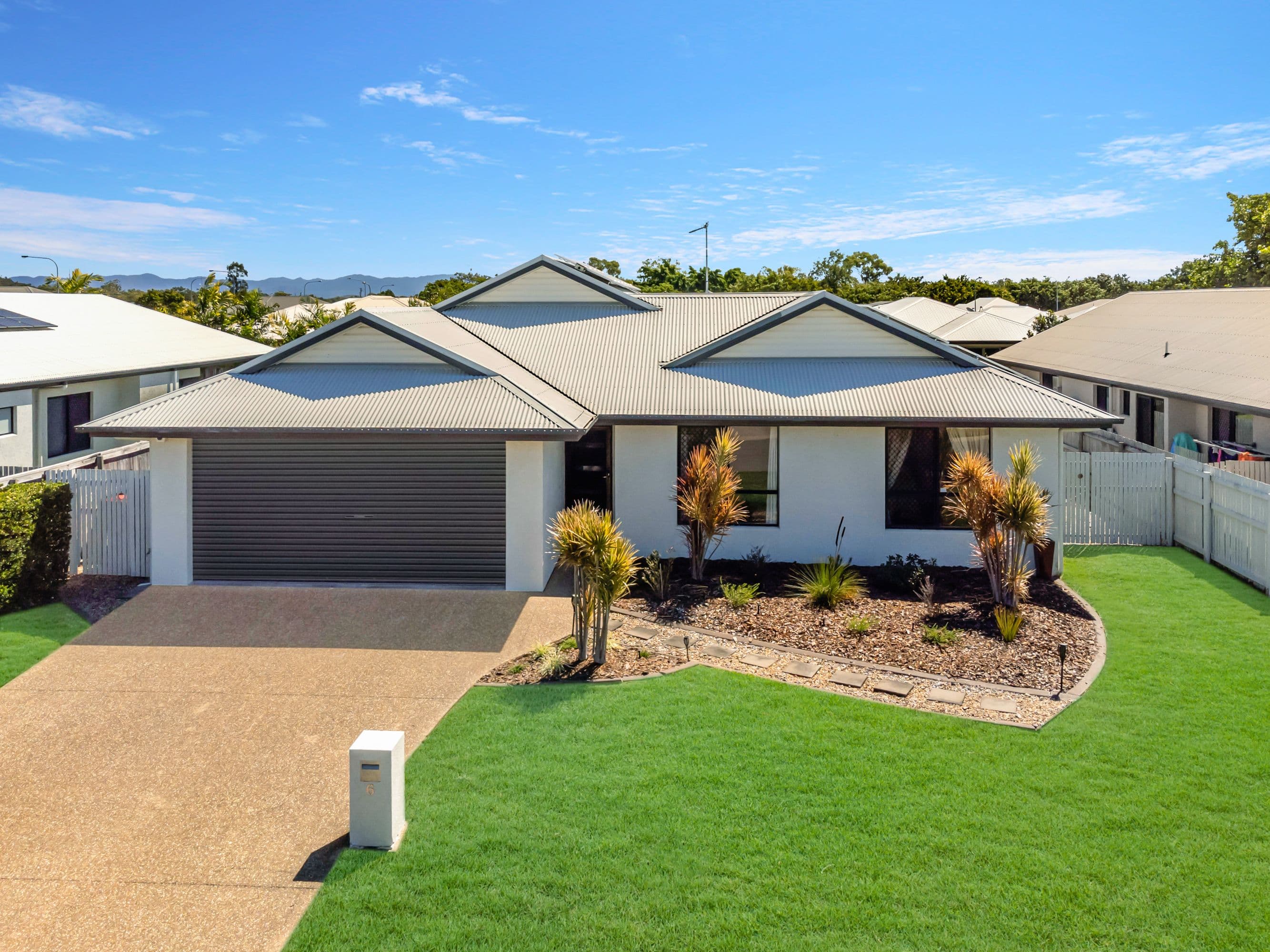 6 Balladonia Avenue, Mount Low QLD 4818, Mount Low - Image 1