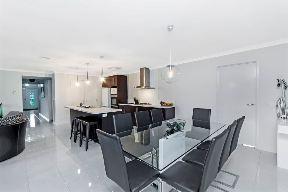 4 Gibson Court, Koroit VIC 3282, Koroit - Thumbnail 5