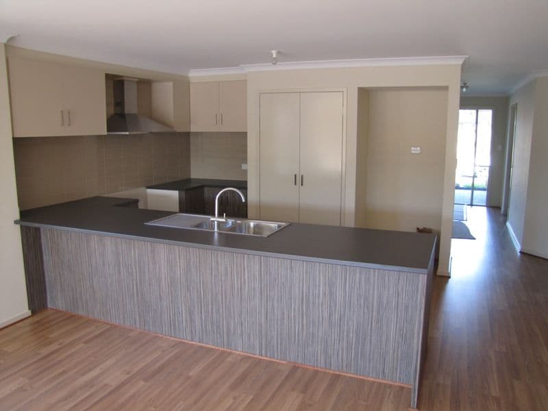99 Saxon Street, SMITHFIELD PLAINS SA 5114, Smithfield Plains - Thumbnail 2