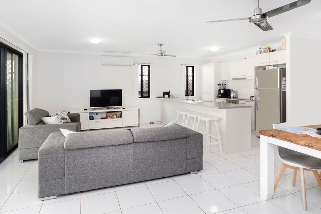 30 Rise Circuit, Pacific Pines QLD 4211, Pacific Pines - Thumbnail 7