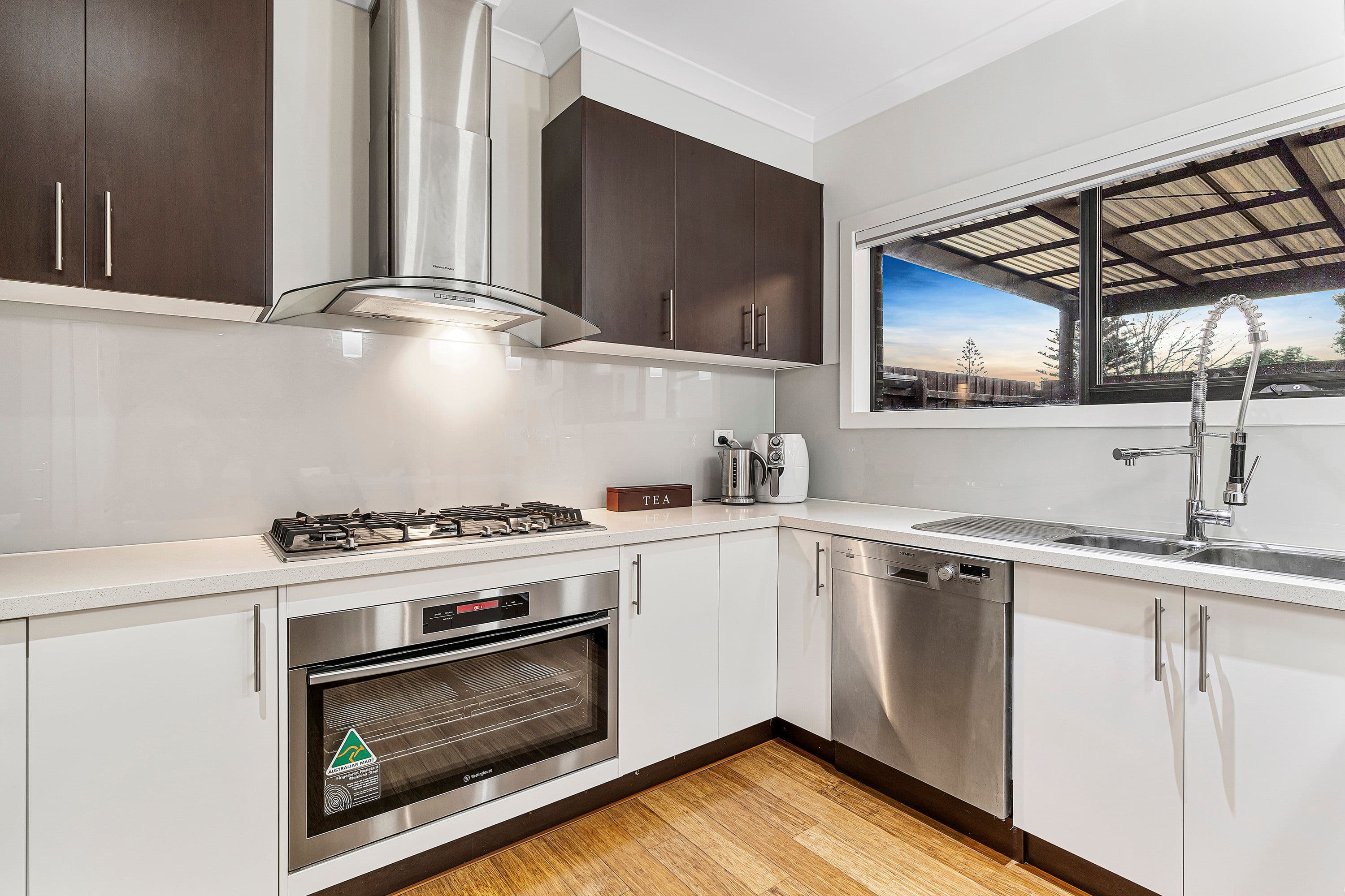13 Seaview Crescent, Mulgrave VIC 3170, Mulgrave - Thumbnail 4