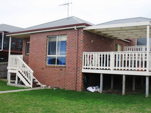 2 / 20 Holts Lane, Darley VIC 3340, Darley - Thumbnail 3