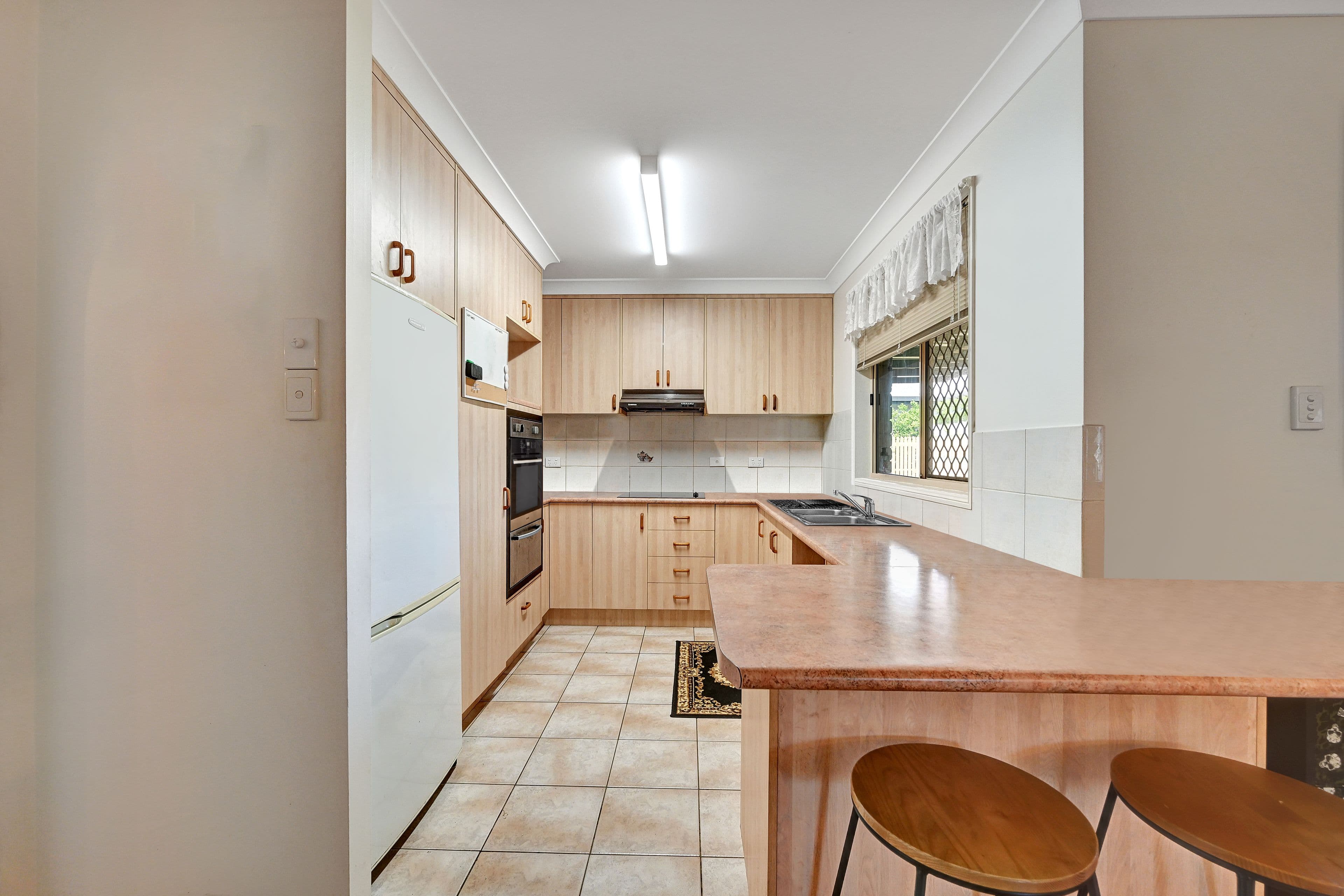 36 Avon Avenue, Kirwan QLD 4817, Kirwan - Thumbnail 3
