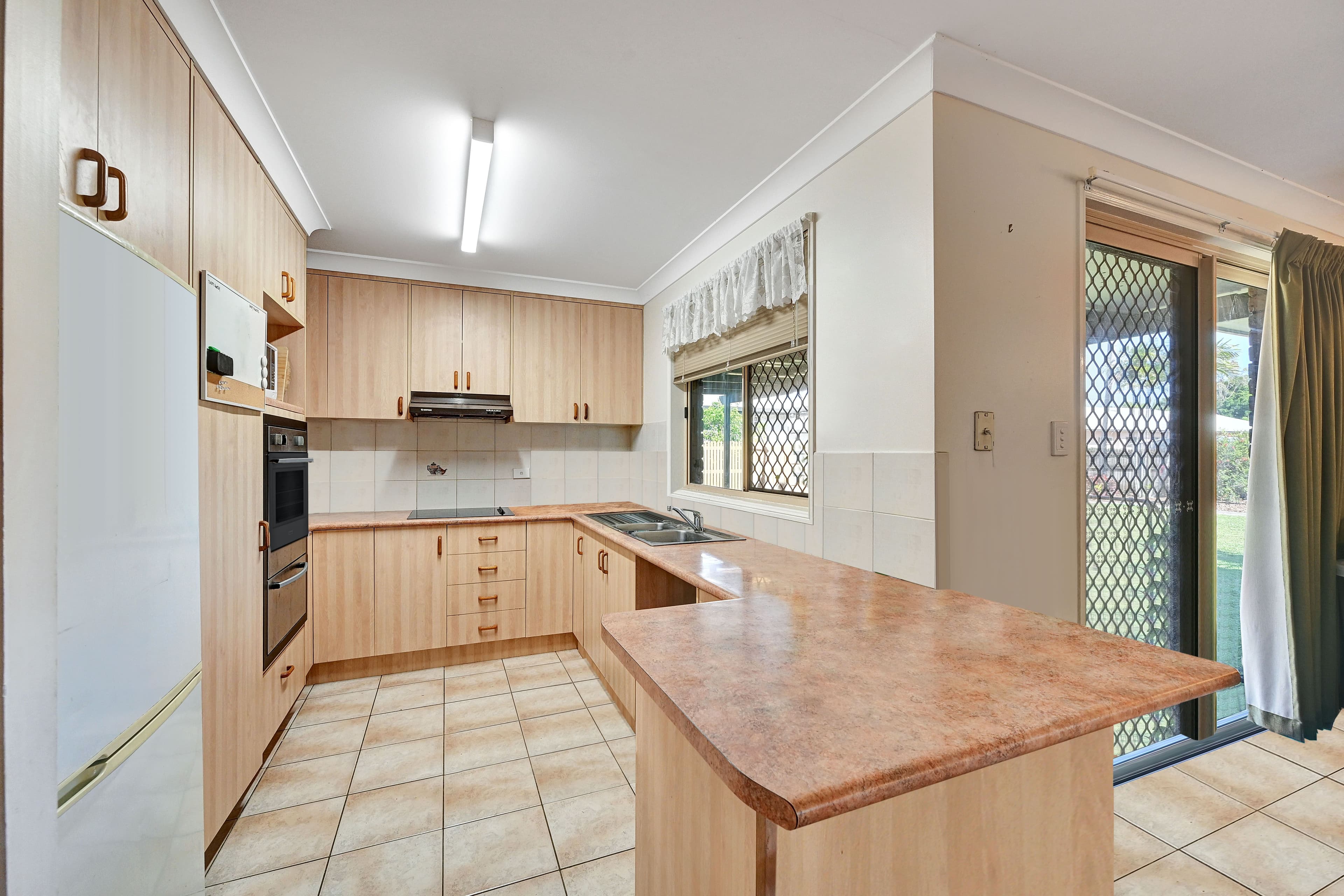 36 Avon Avenue, Kirwan QLD 4817, Kirwan - Thumbnail 4